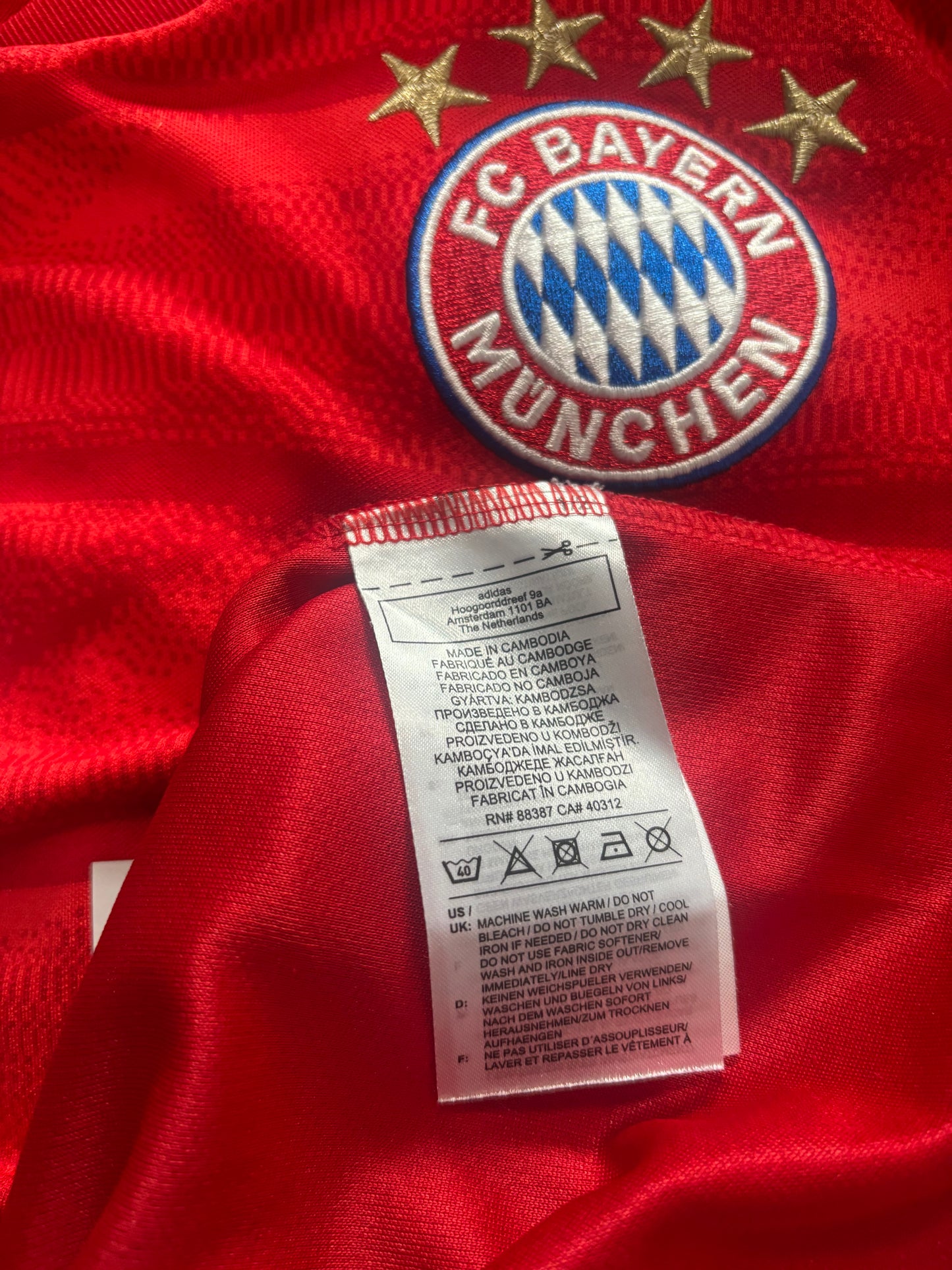 Bayern Munich Home Shirt 2019/20 (S)