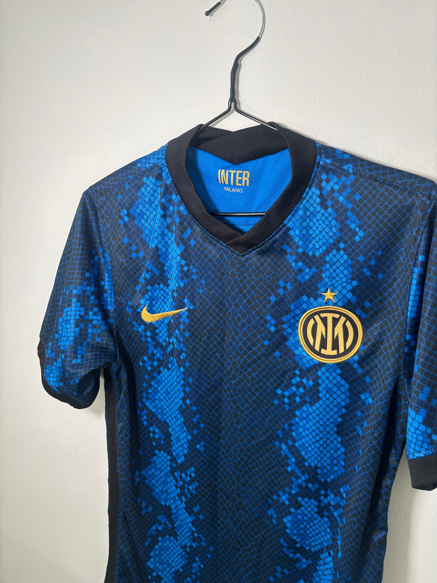 Inter Milan Home Shirt 2021/22 (S)