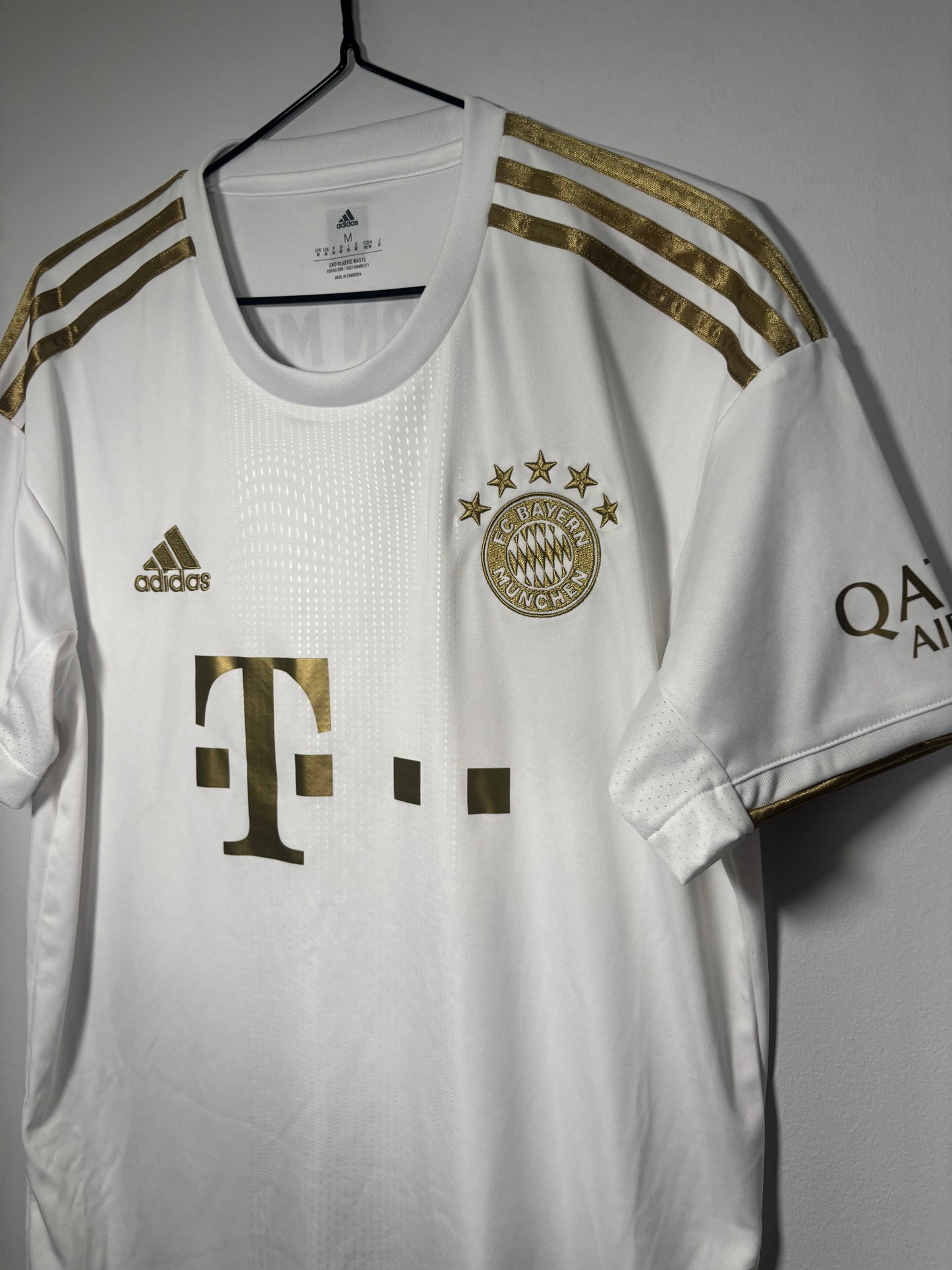 Bayern Munich Away Shirt 2022/23 (M)