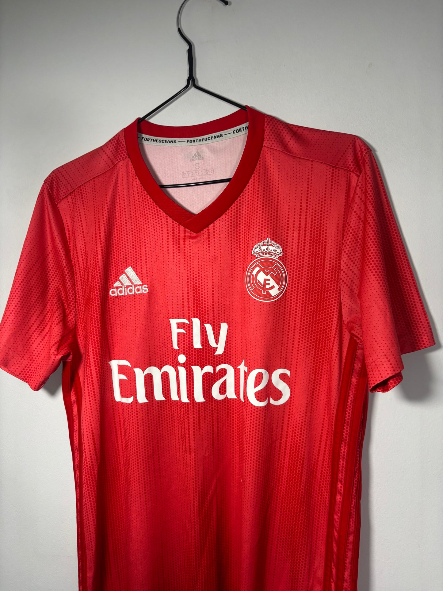 Real Madrid Third Shirt 2018/19 (S)