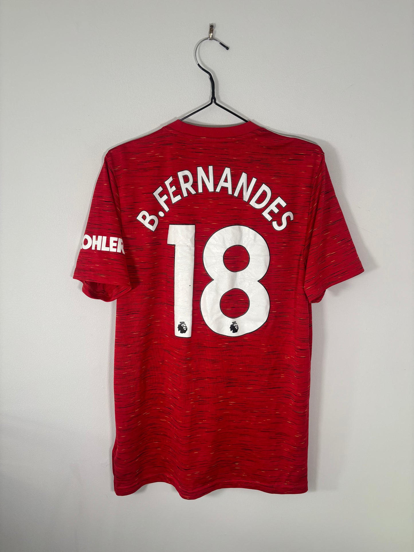 Manchester United Home Shirt 2020/21 Bruno Fernandes (M)