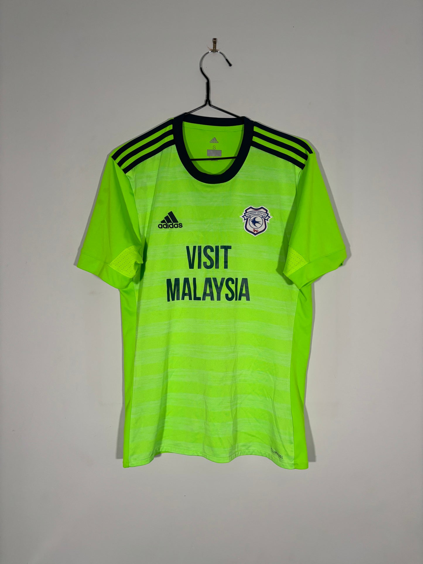 Cardiff City Away Shirt 2017/18 (S)