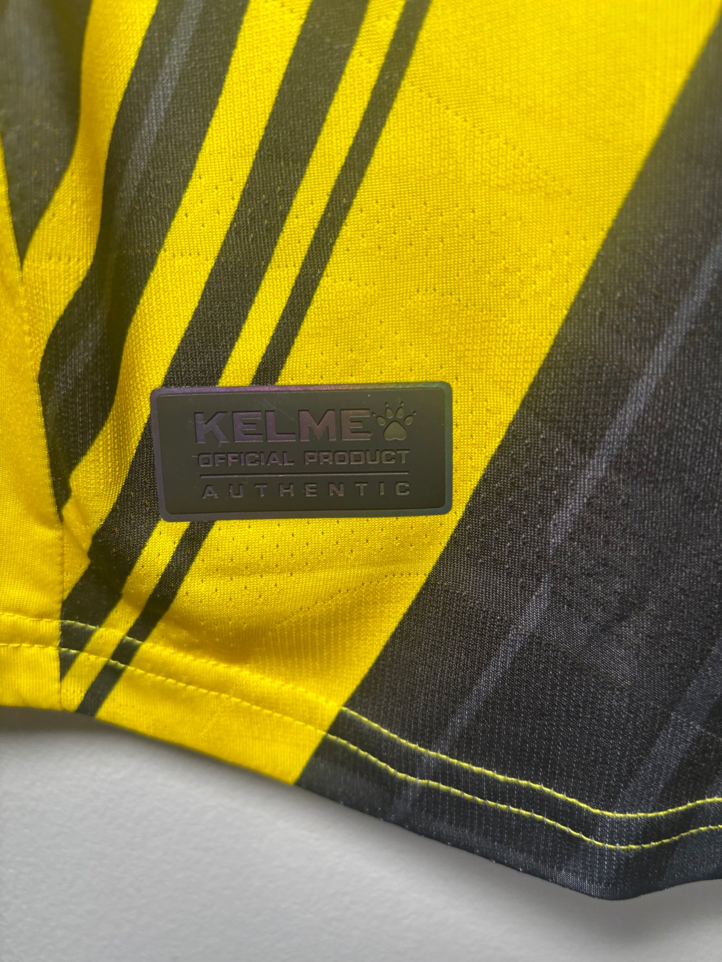 Watford Home Shirt 2023/24 Dennis (XL)