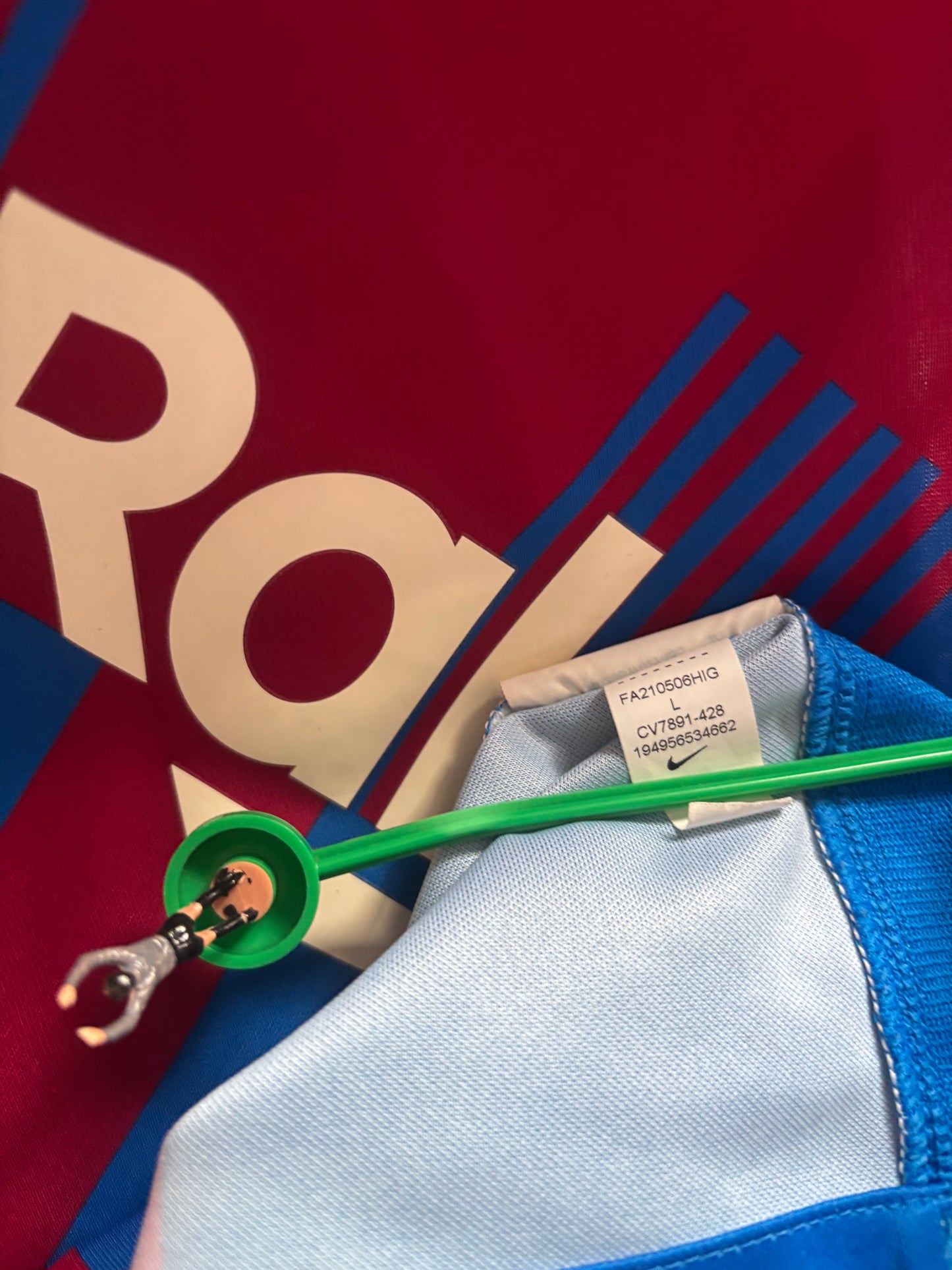 Barcelona Home Shirt 2021/22 (L)