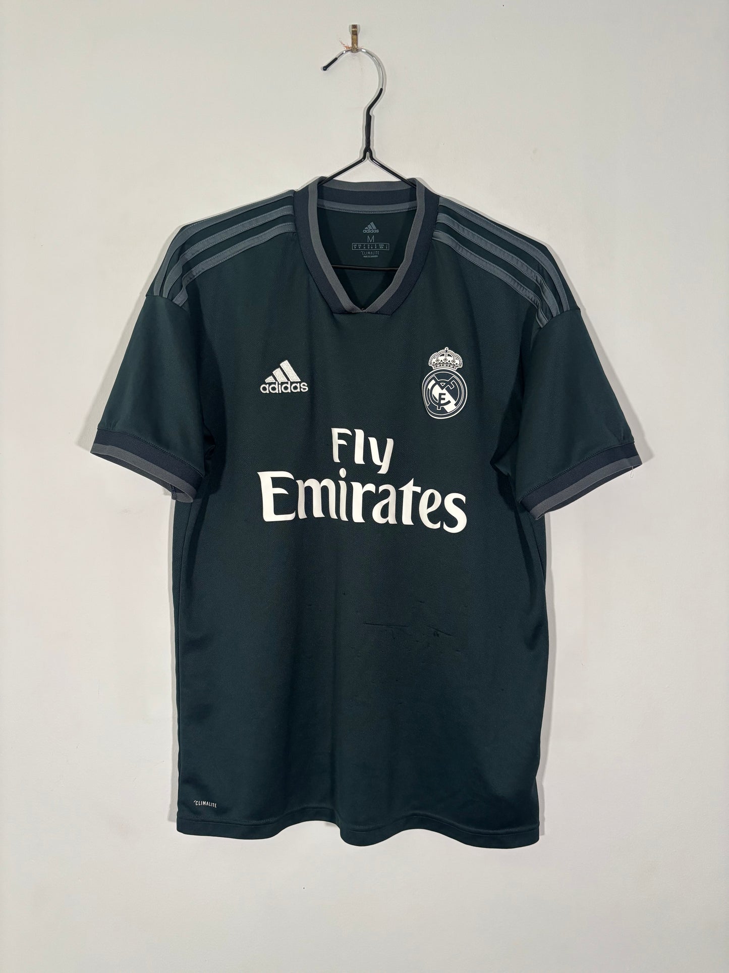 Real Madrid Away Shirt 2018/19 (M)