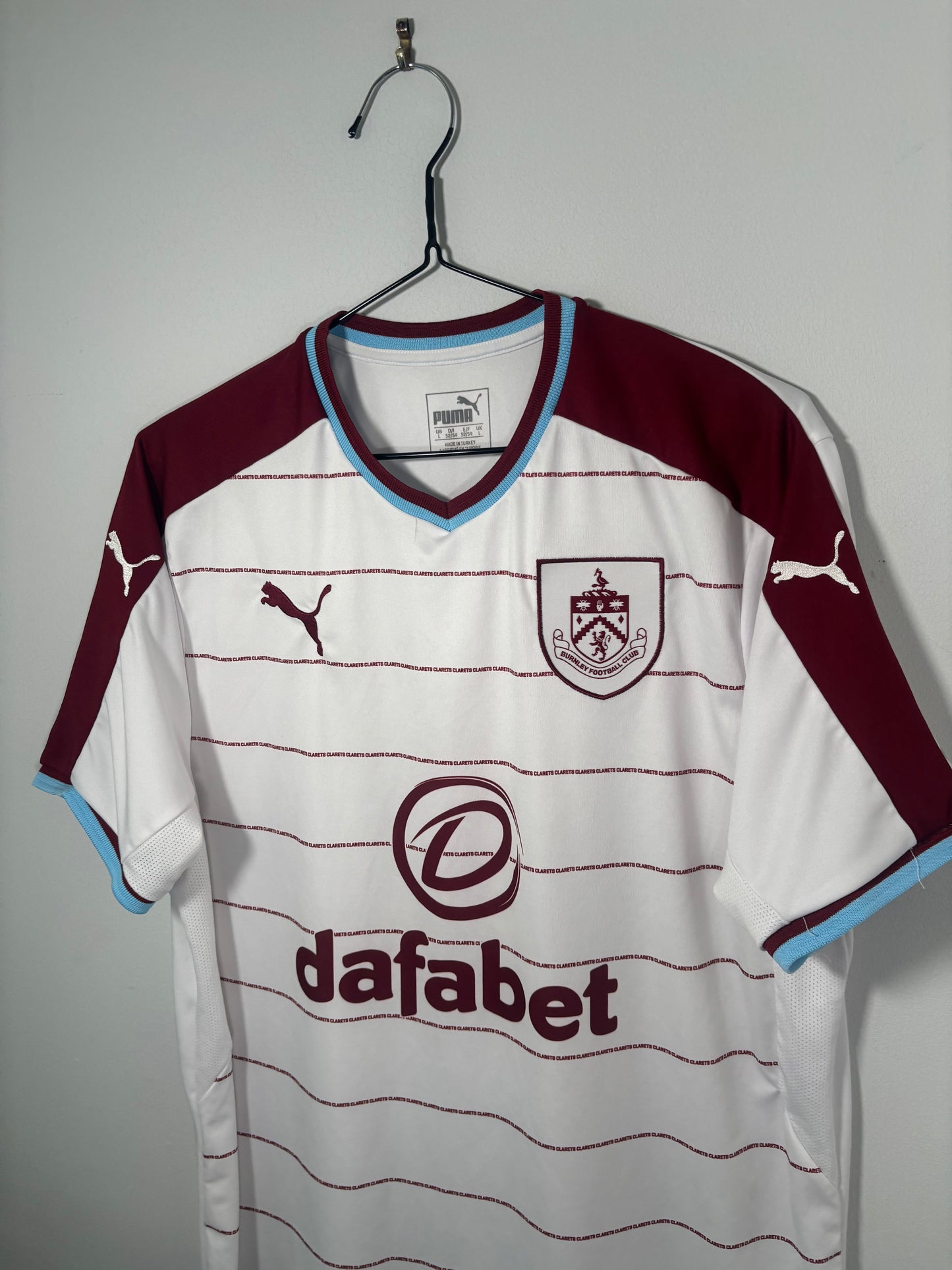 Burnley Away Shirt 2017/18 (L)