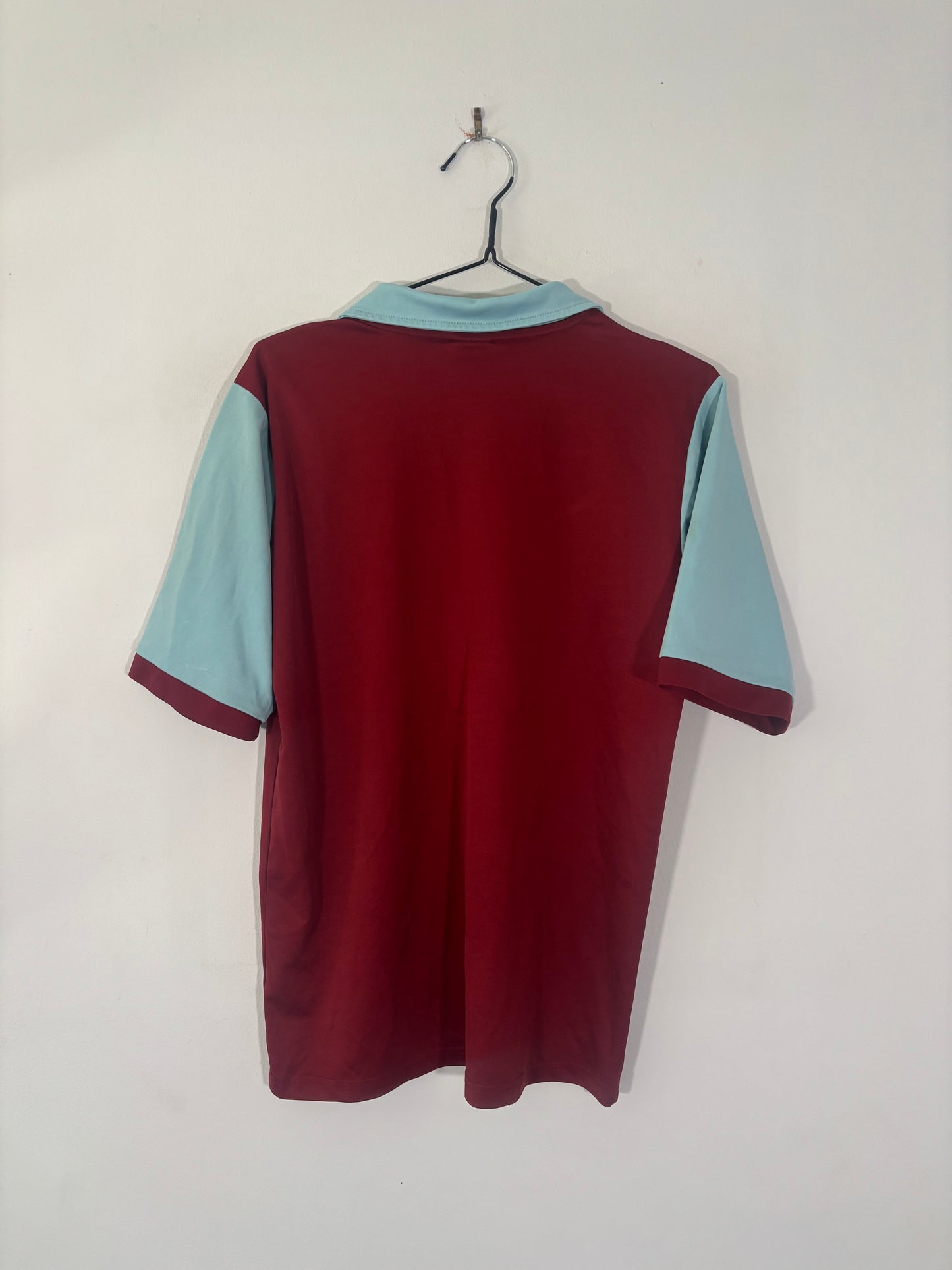 Burnley Home Shirt 2011/12 (M)