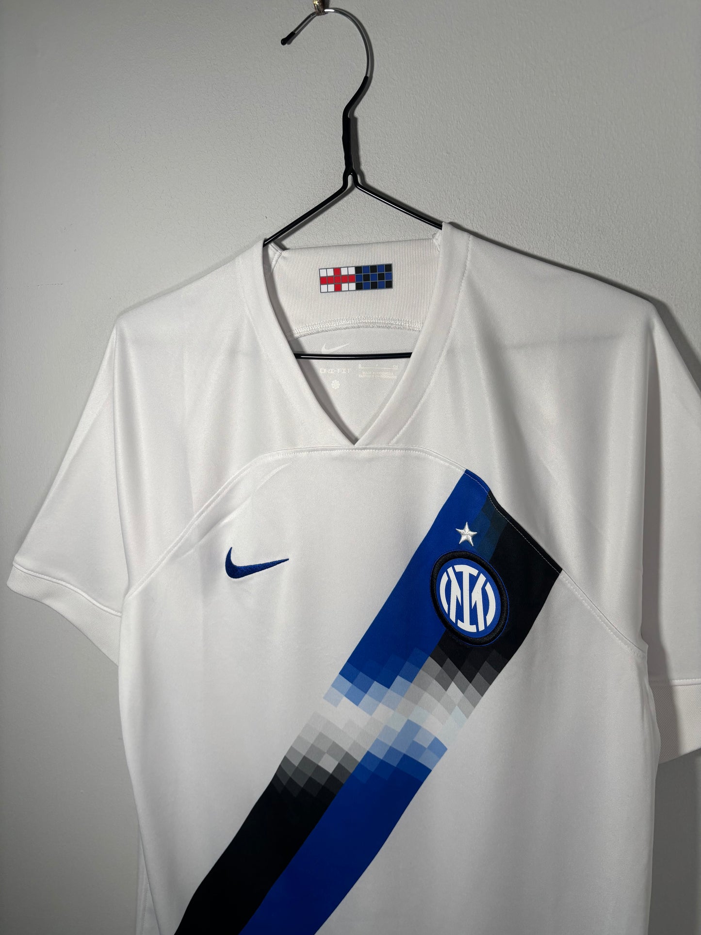 Inter Milan Away Shirt 2023/24 (S)