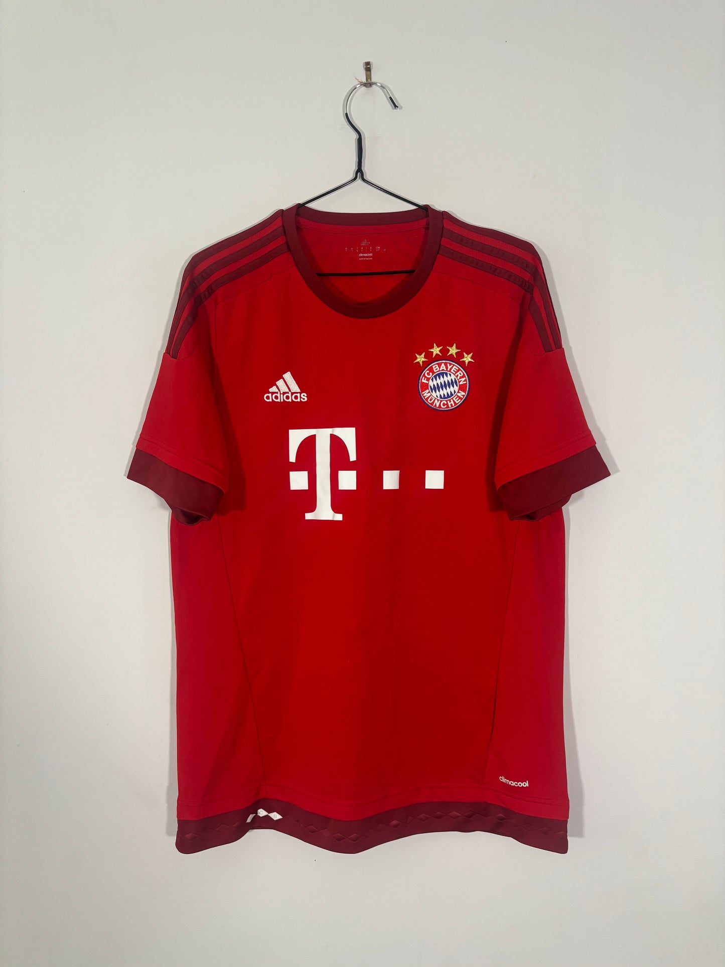 Bayern Munich Home Shirt 2015/16 (L)