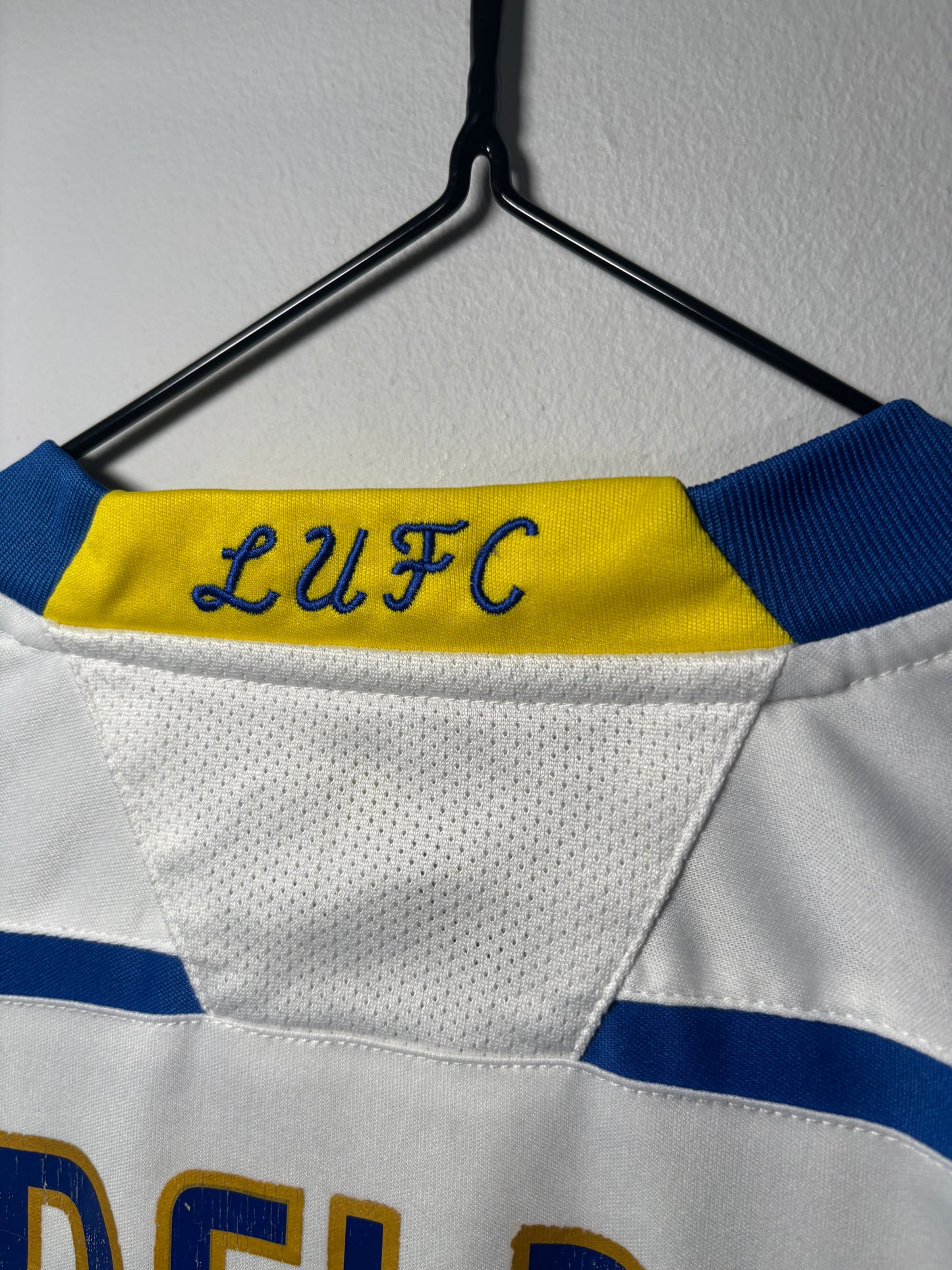 Leeds United Home Shirt 2008/09 Fabian Delph (L)