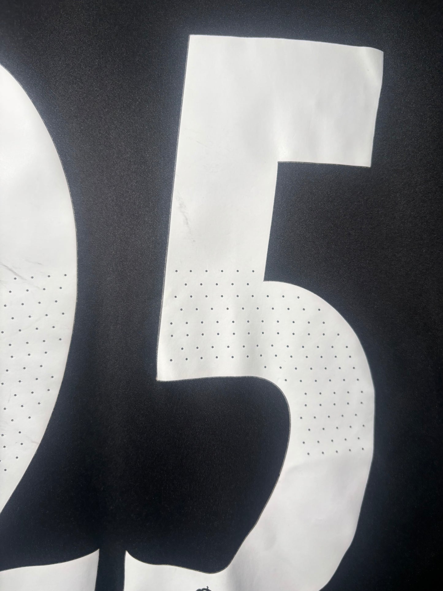 Real Madrid Goalkeeper Shirt 2018/19 Courtois (S)