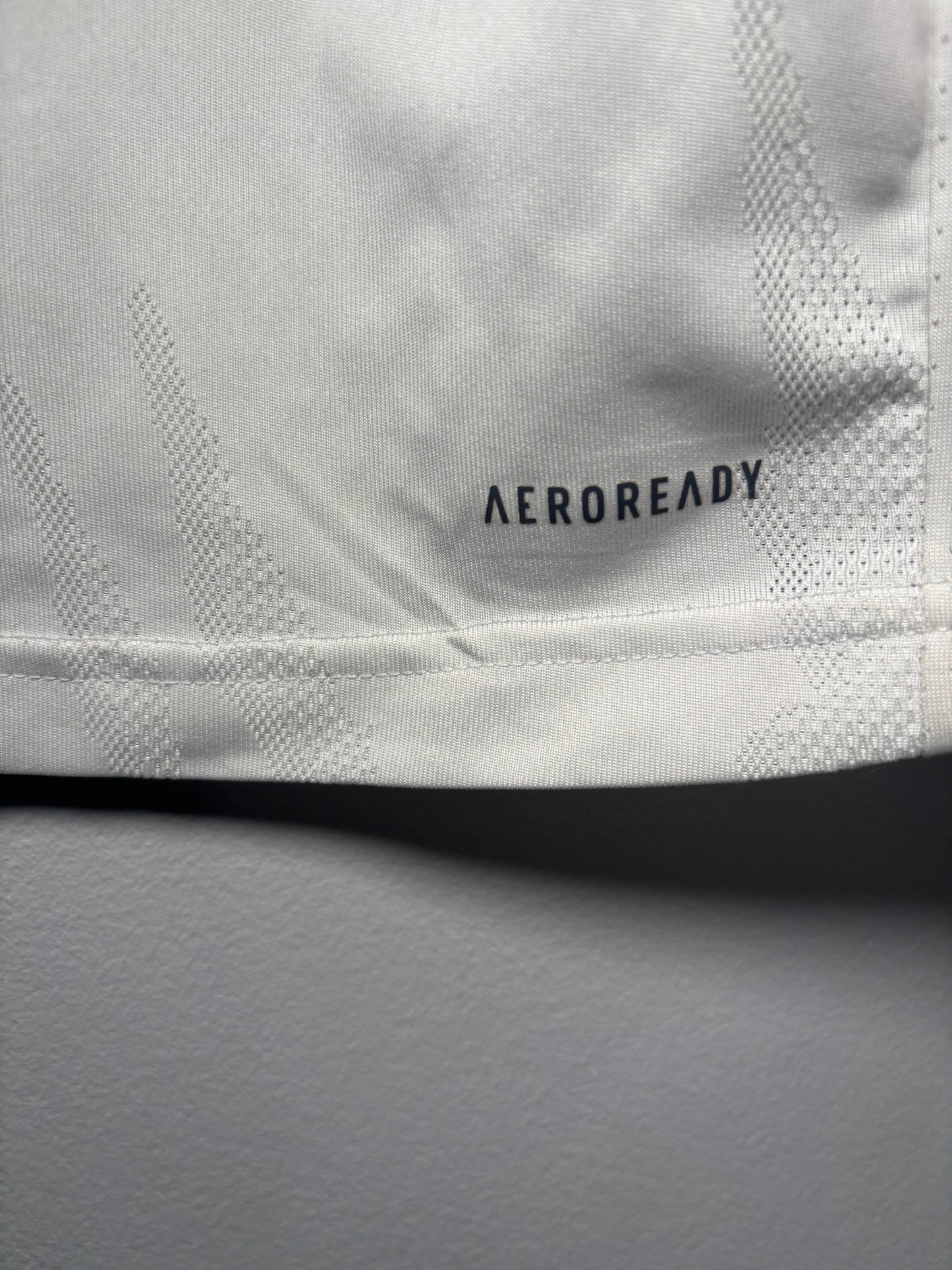 Real Madrid Home Shirt 2021/22 (M)