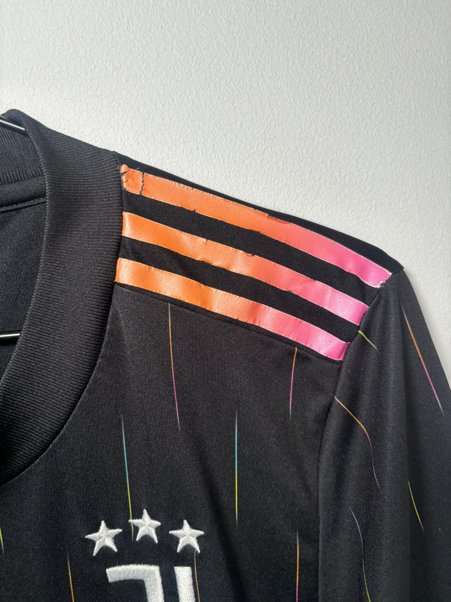 Juventus Away Shirt 2021/22 (S)
