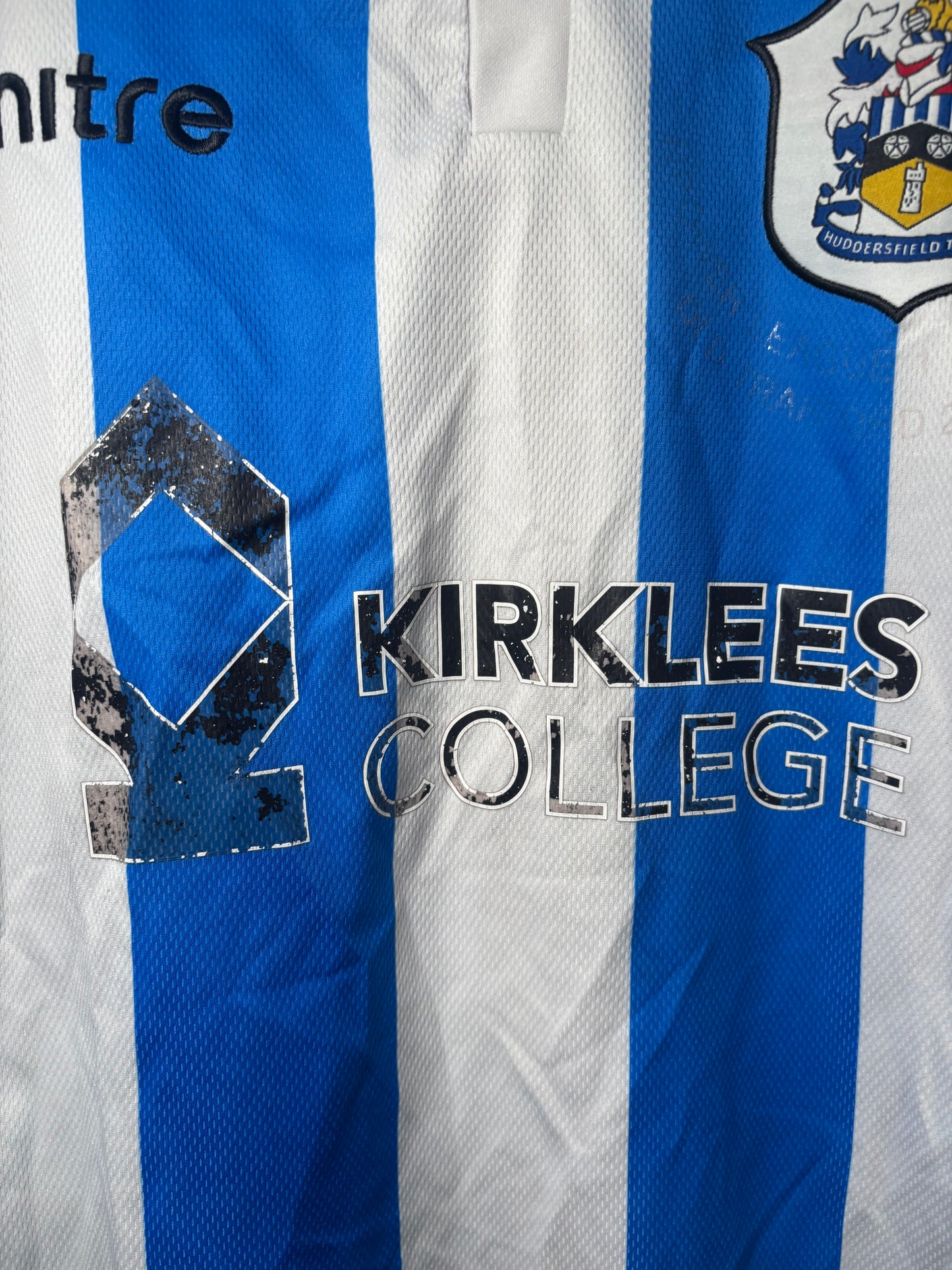 Huddersfield Town Home Shirt 2011/12 Peter Clarke (L)