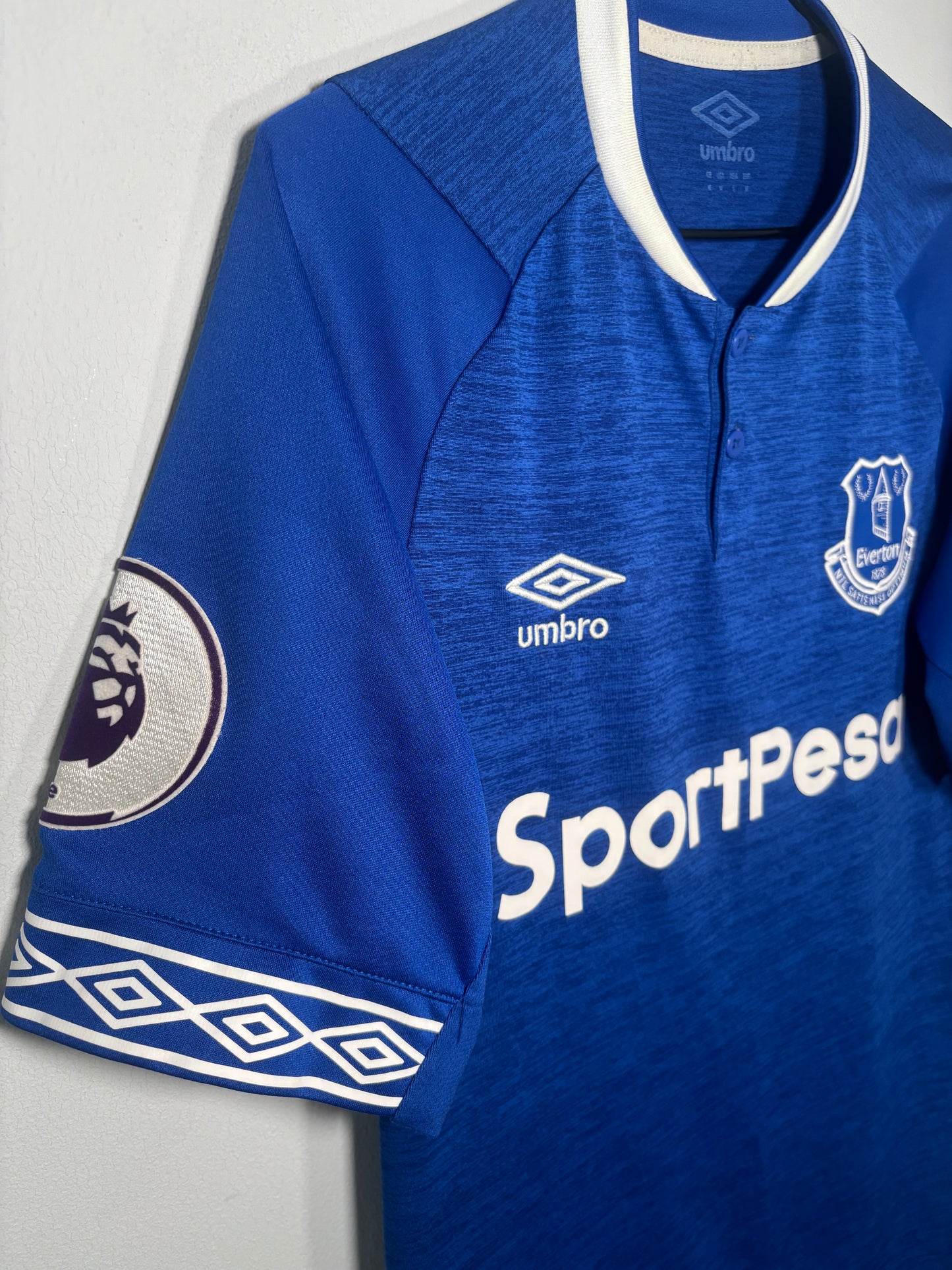 Everton Home Shirt 2018/19 (M)