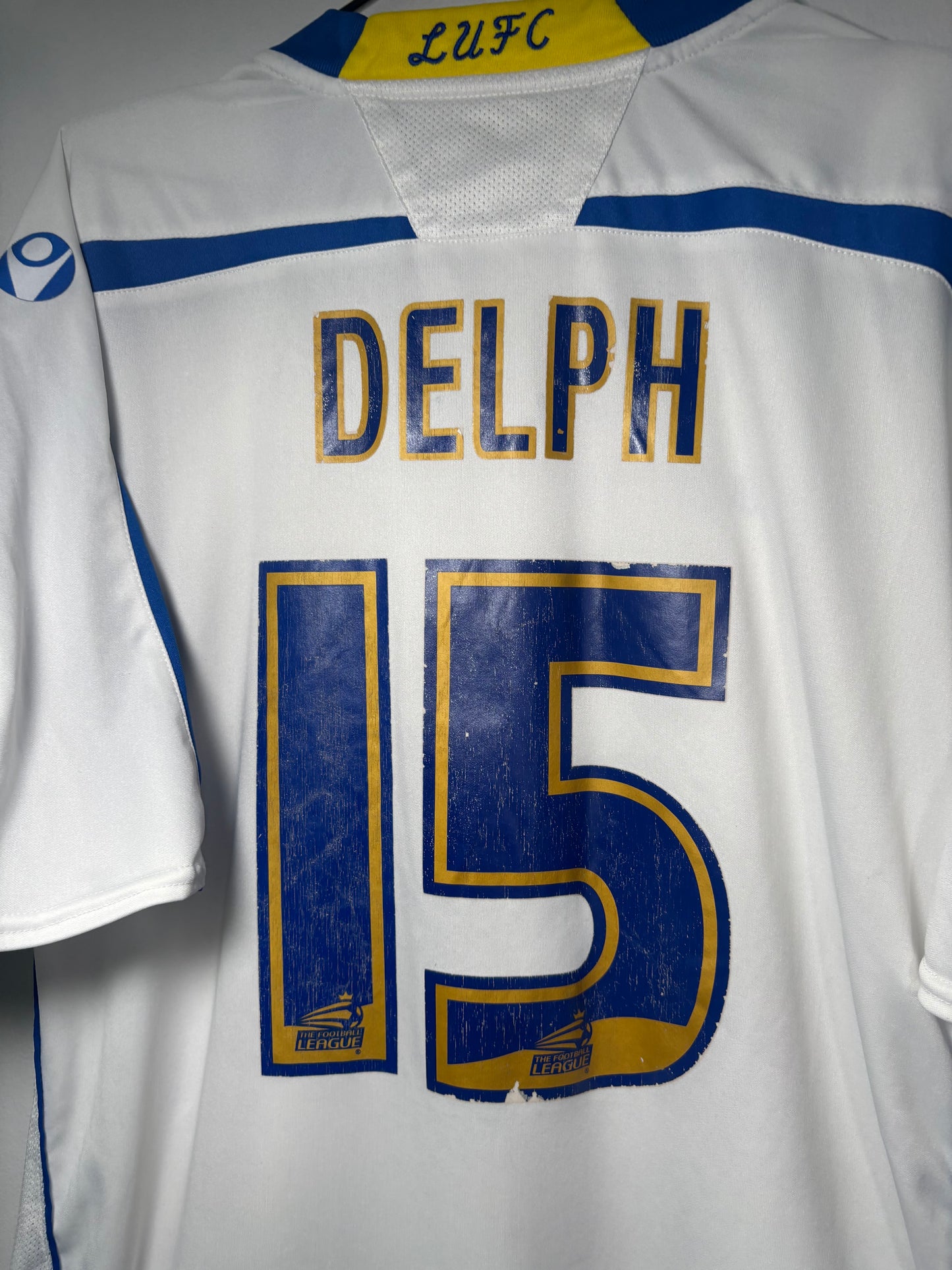 Leeds United Home Shirt 2008/09 Fabian Delph (L)