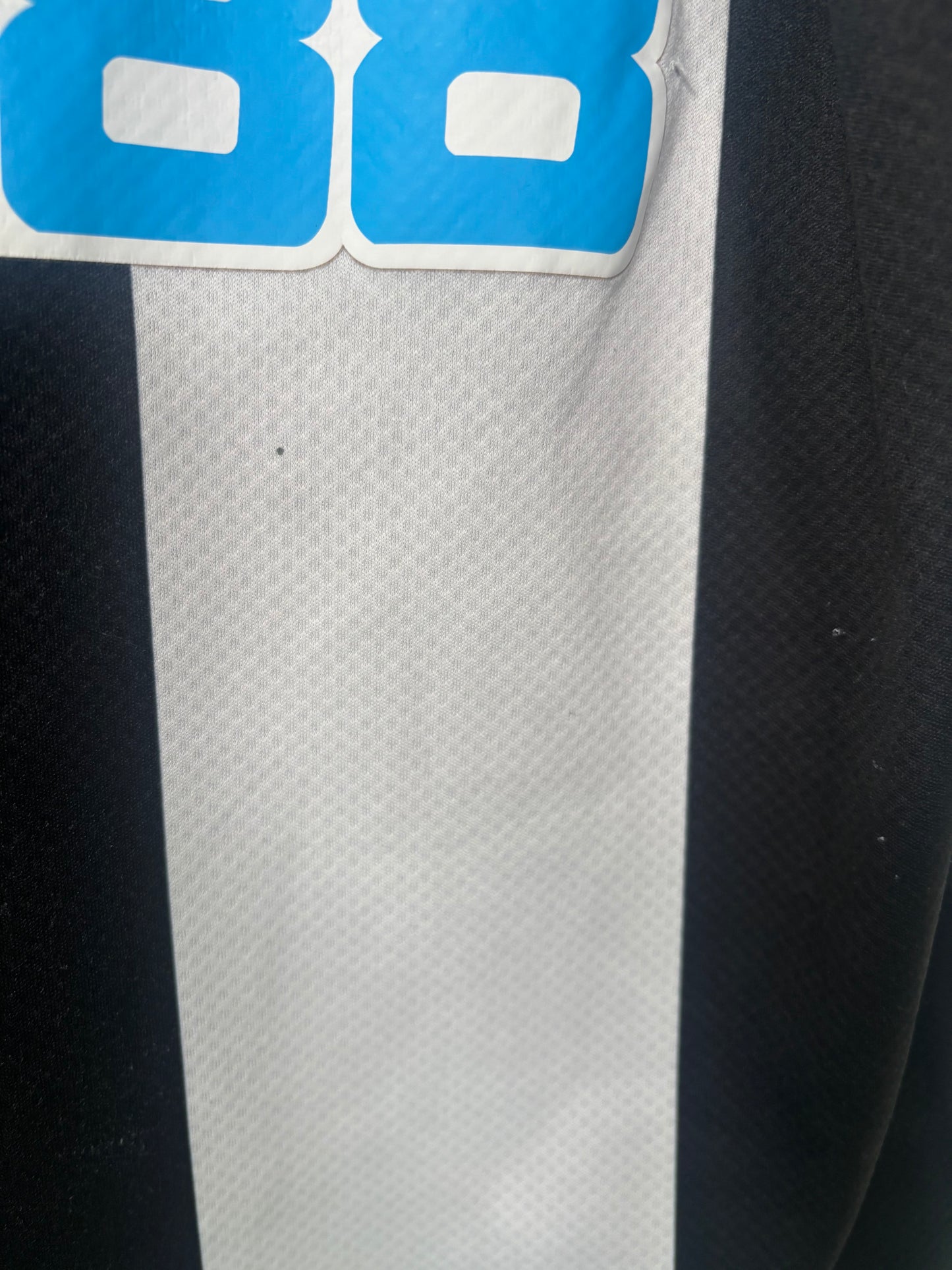 Newcastle United Home Shirt 2019/20 (M)