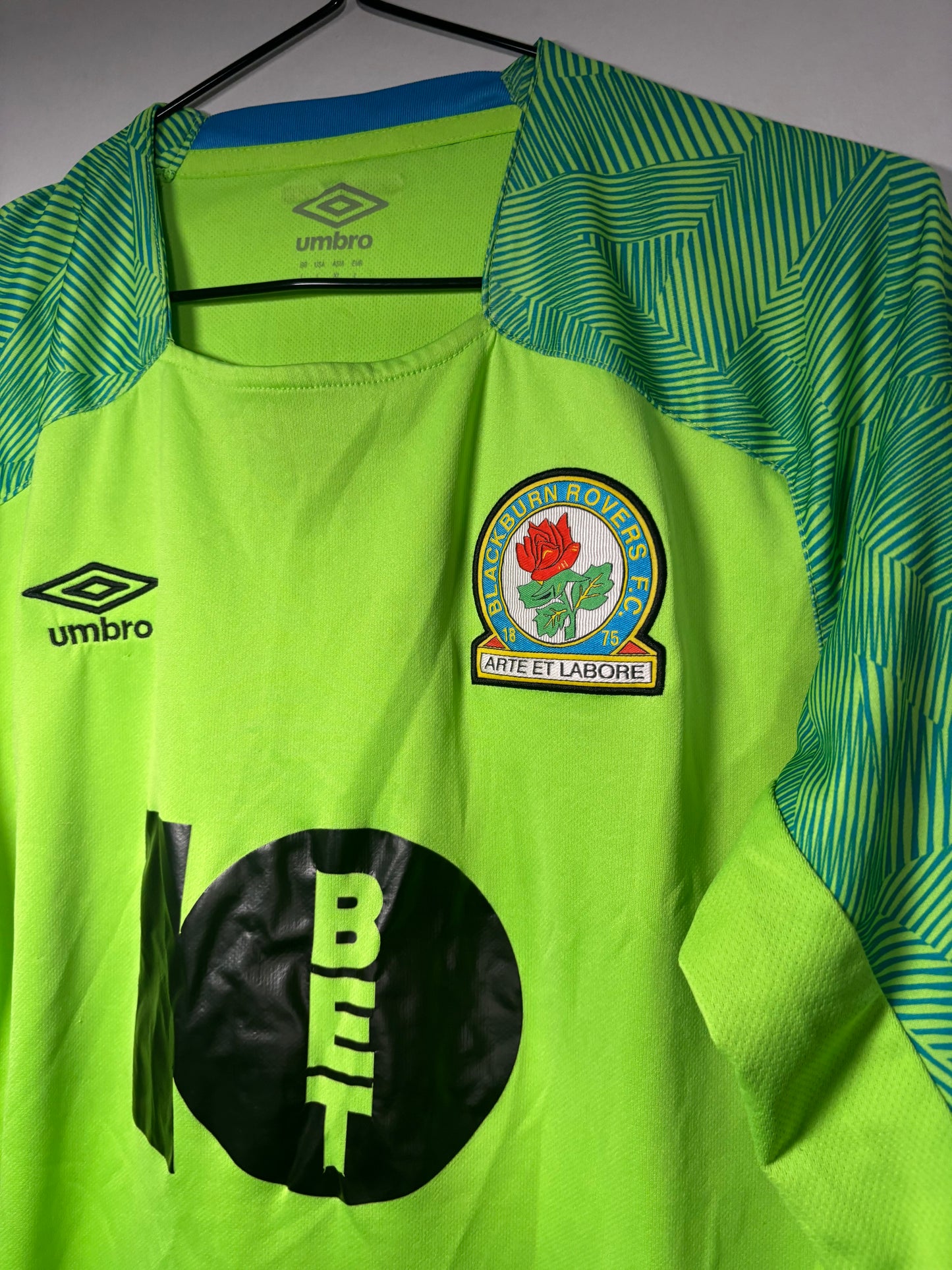 Blackburn Rovers Goalkeeper Shirt 2018/19 (L)