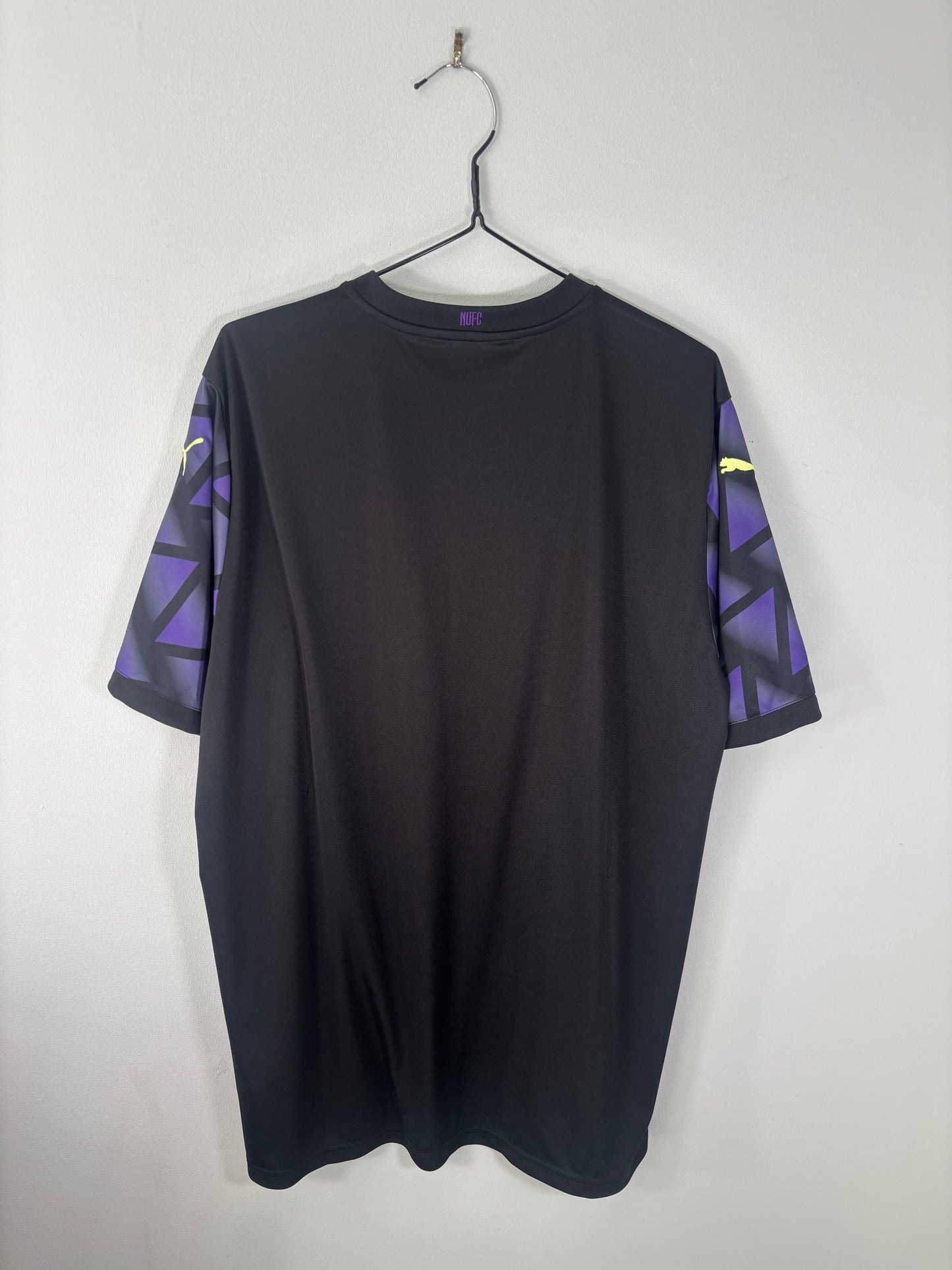 Newcastle United Third Shirt 2020/21 (XL)