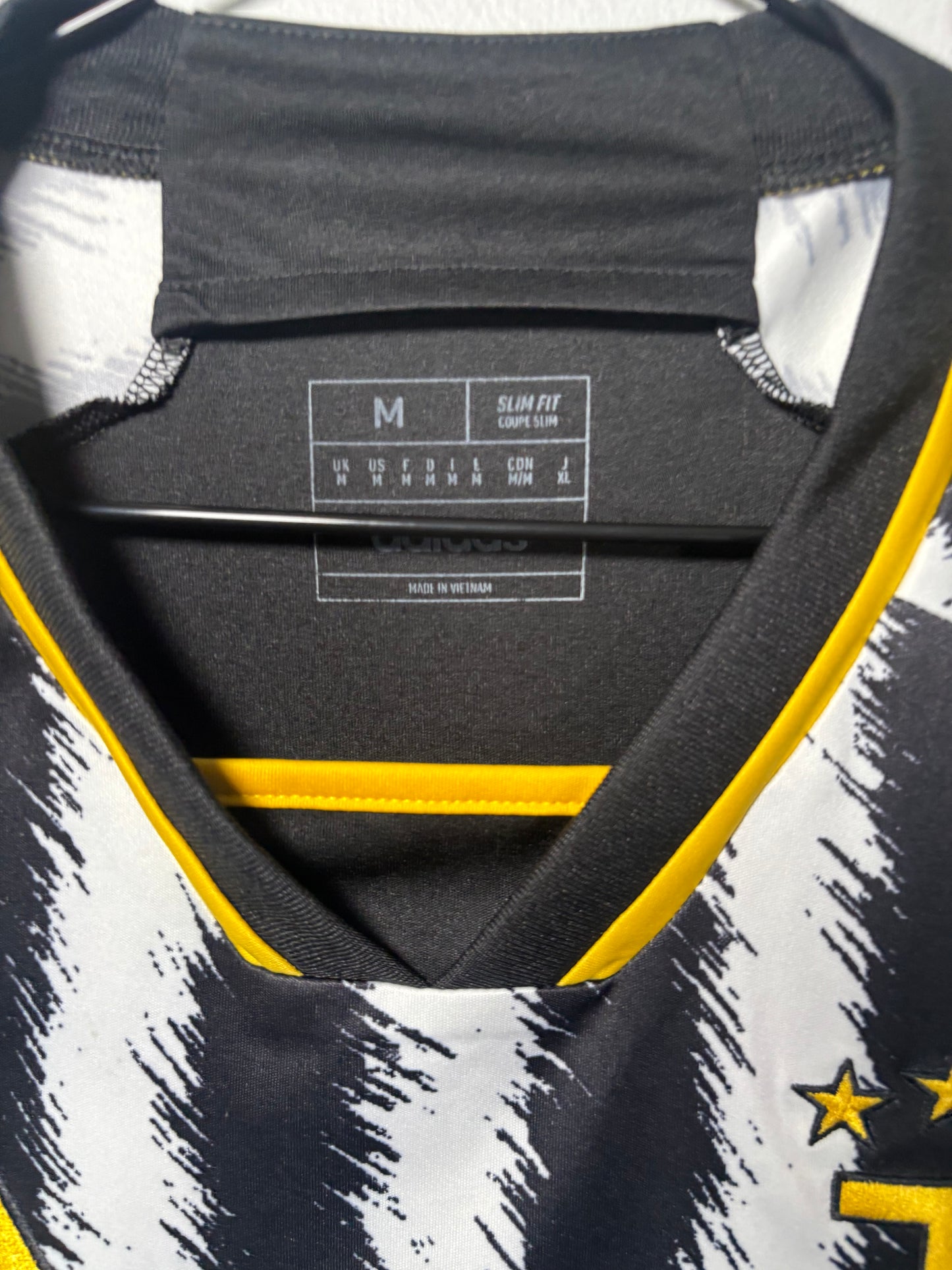 Juventus Home Shirt 2023/24 (M)