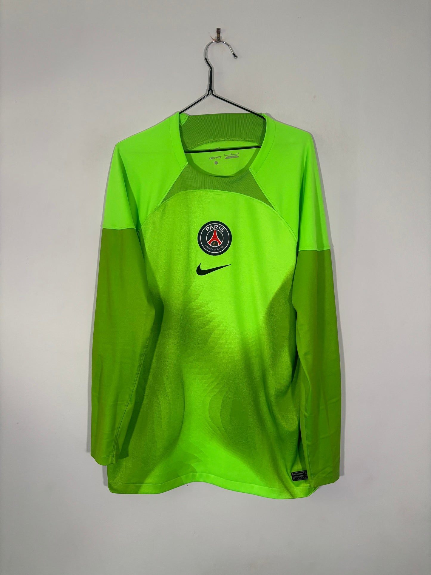 PSG Goalkeeper Shirt 2022/23 (L)