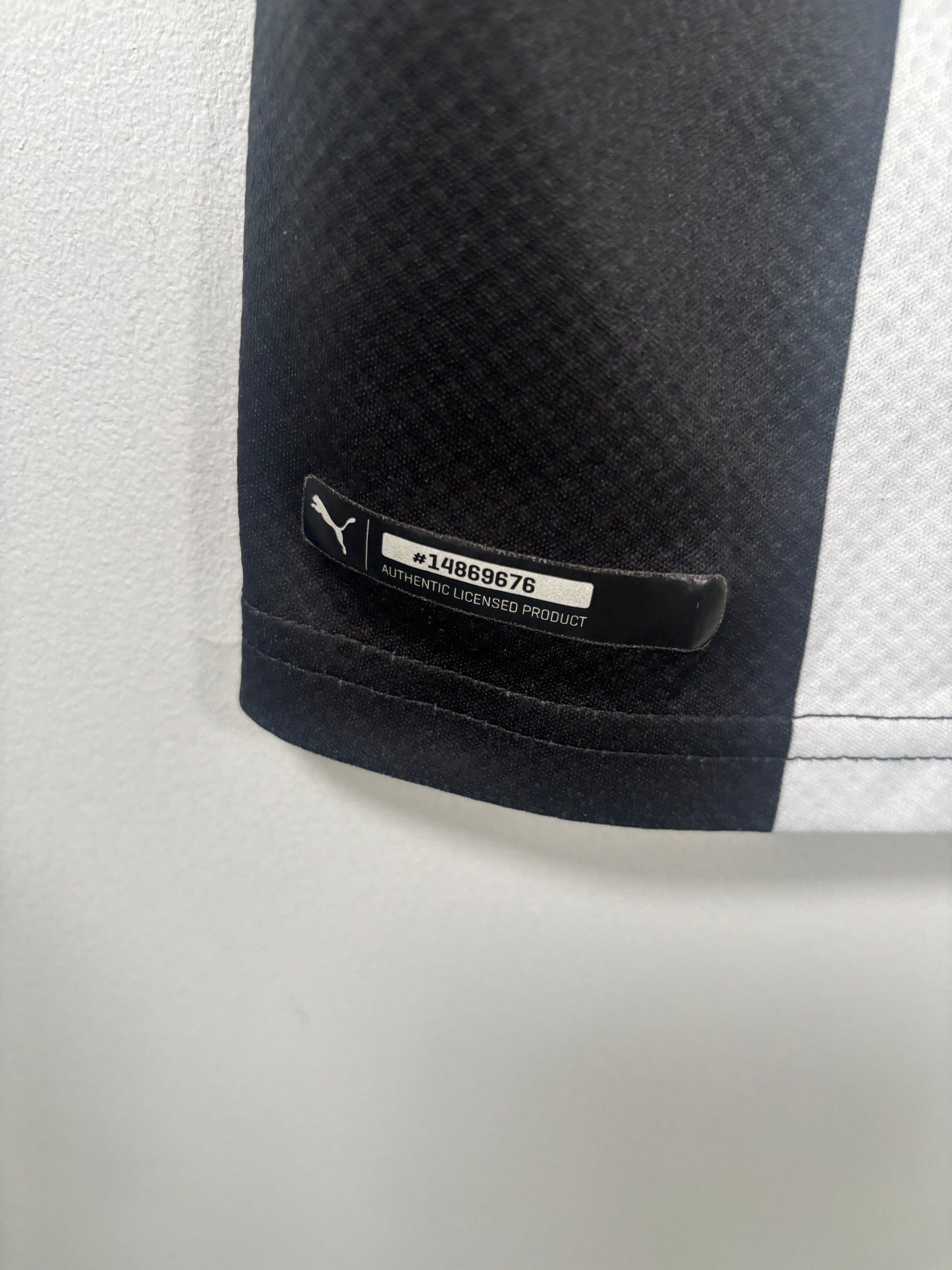 Newcastle United Home Shirt 2019/20 (M)
