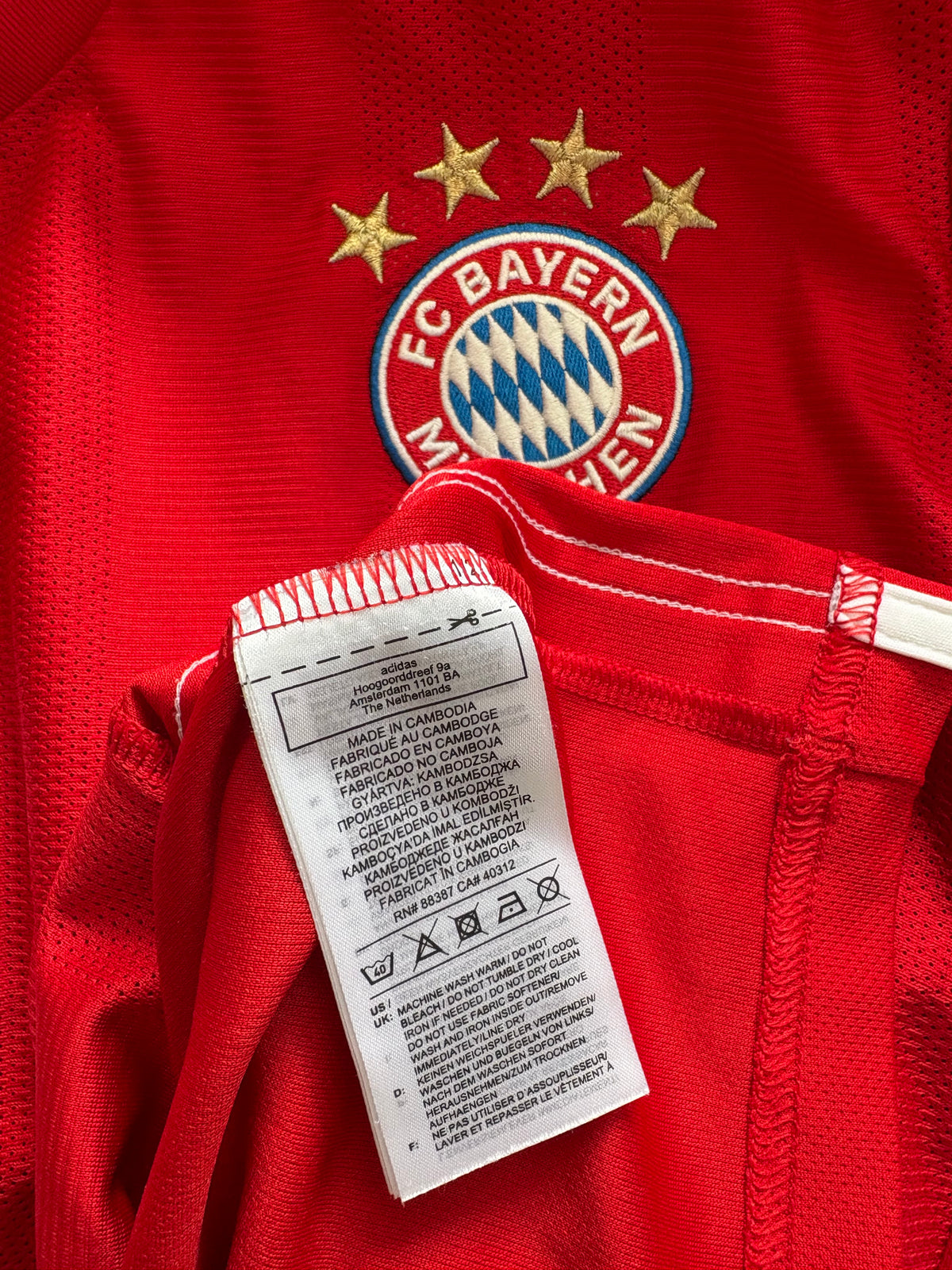 Bayern Munich Home Shirt 2020/21 Lewandowski (S)