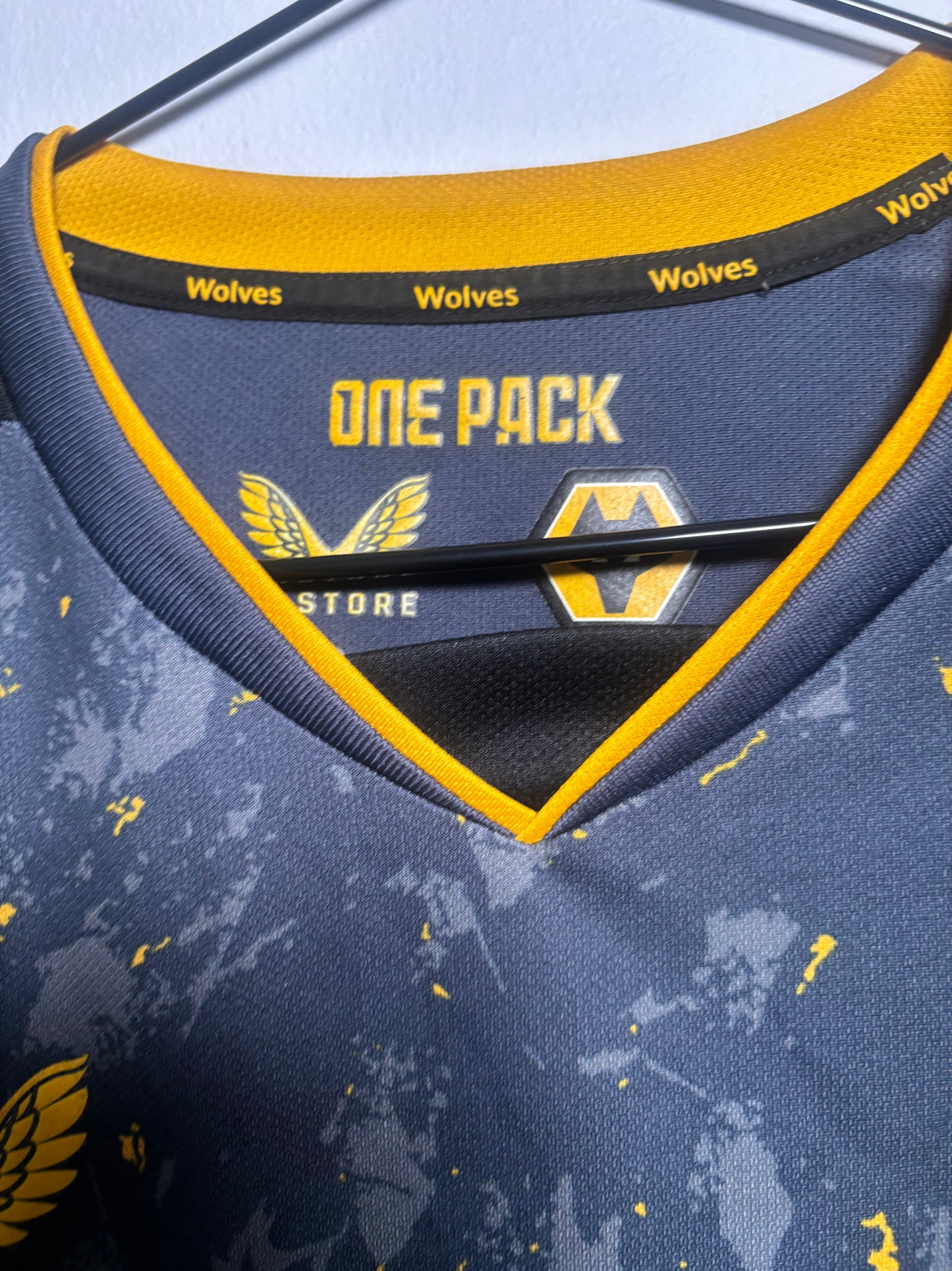 Wolves Away Shirt 2021/22 (S)