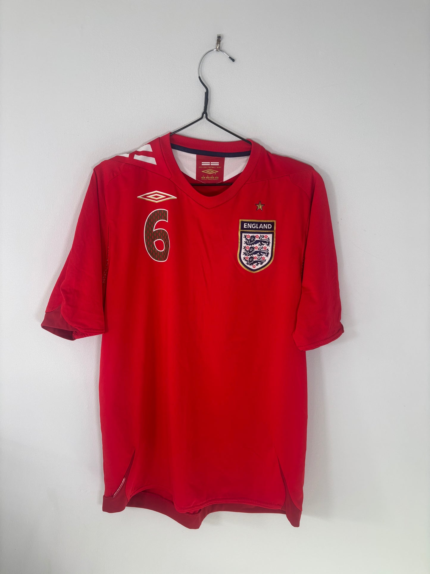 England Away Shirt 2006 John Terry (M)
