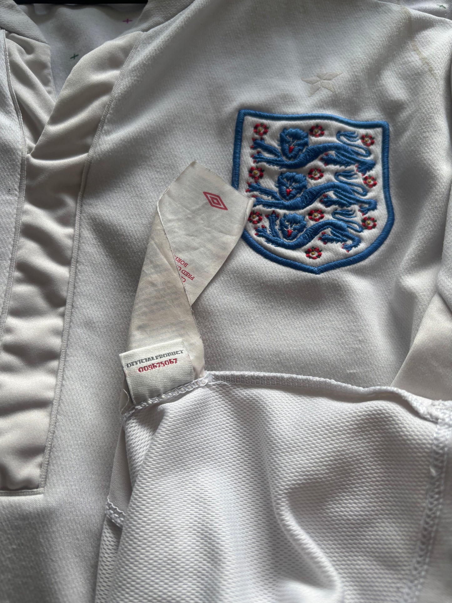 England Home Shirt 2010/11 (L)
