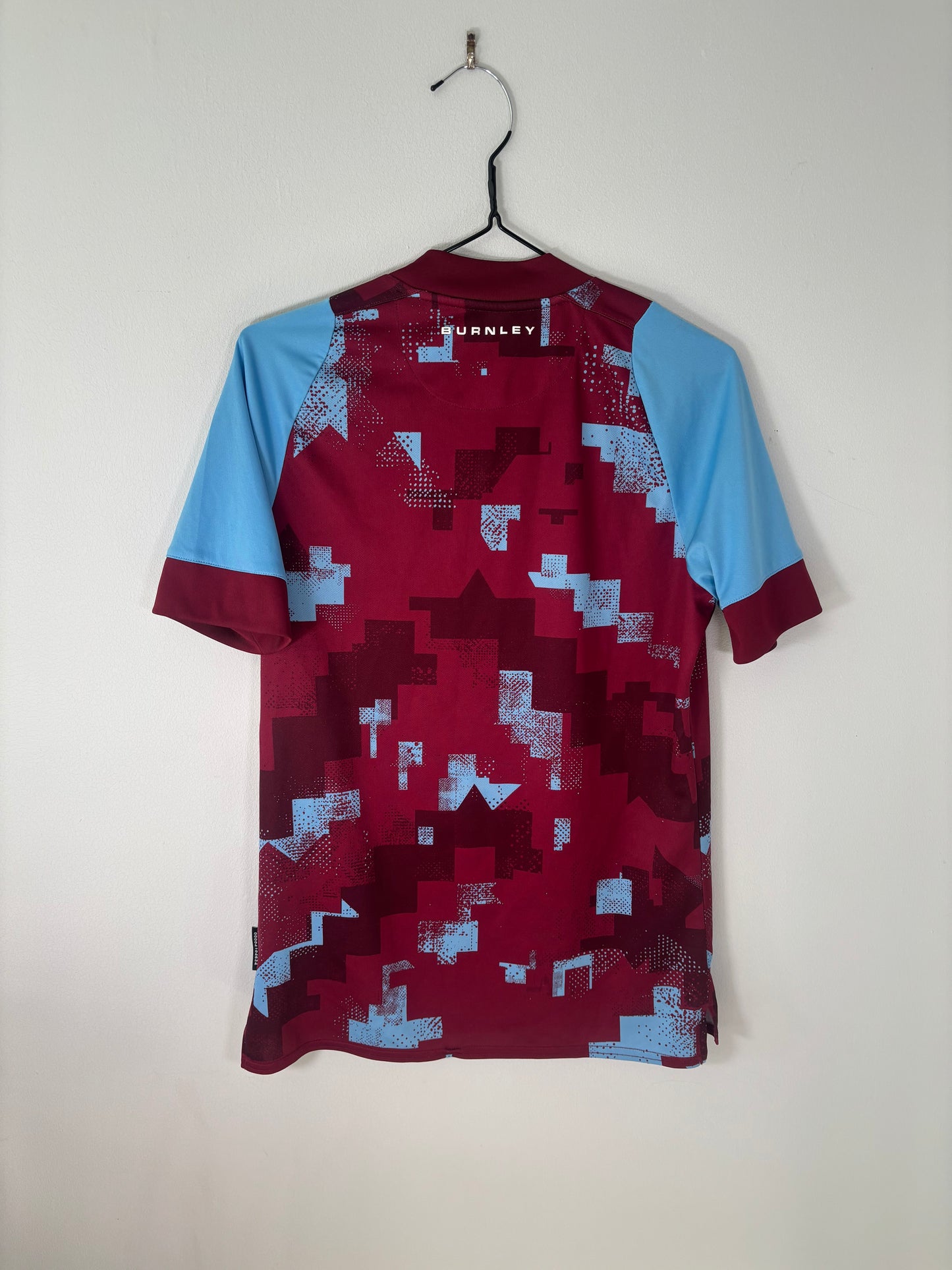 Burnley Home Shirt 2022/23 (S)