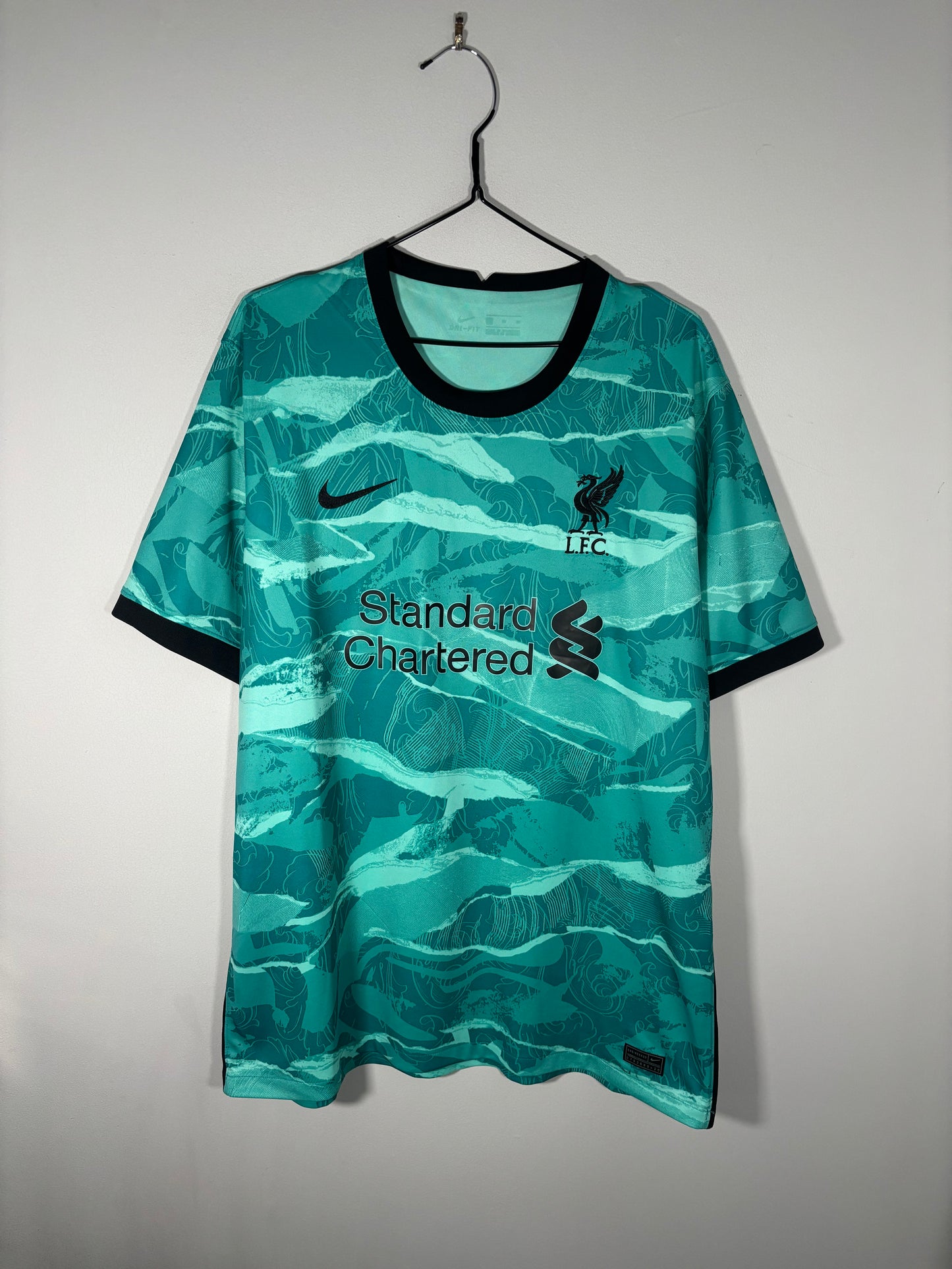 Liverpool Away Shirt 2020/21 Thiago (XL)