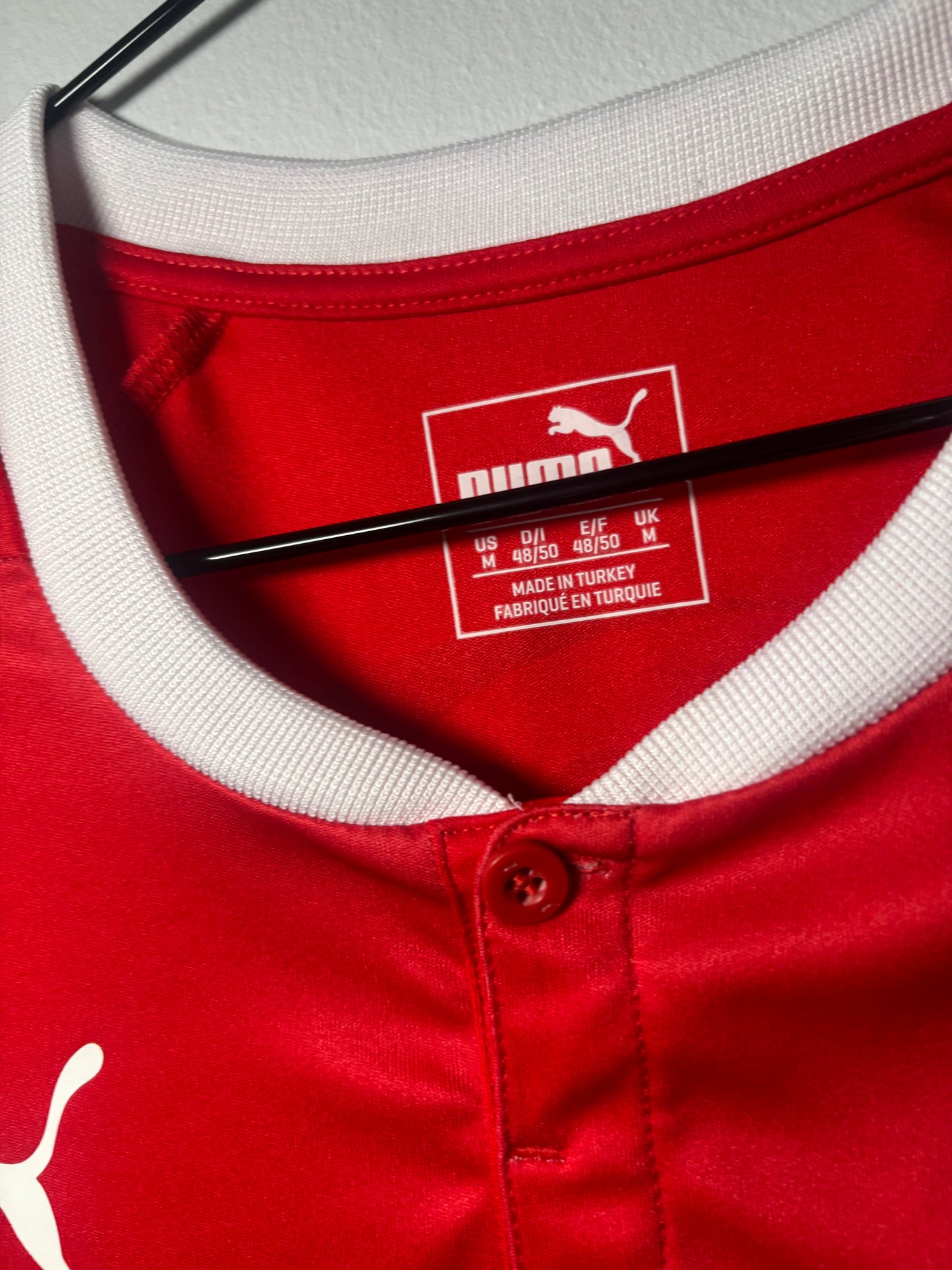 Barnsley Signed Home Shirt 2017/18 L/S Mallan (M)