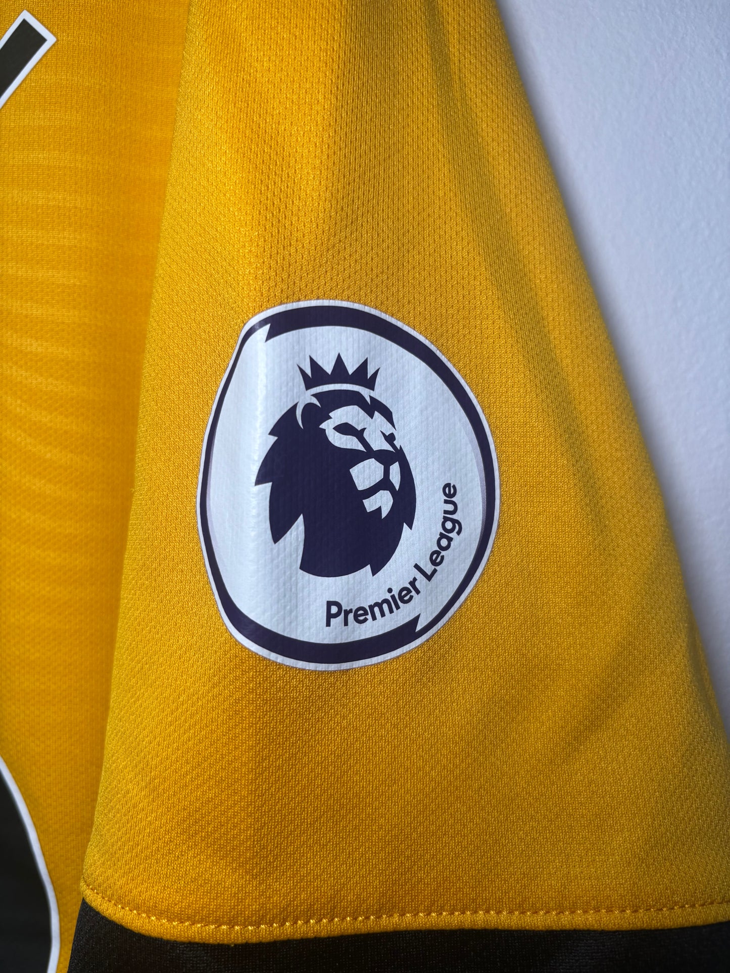 Wolves Home Shirt 2021/22 Hee Chan (XL)