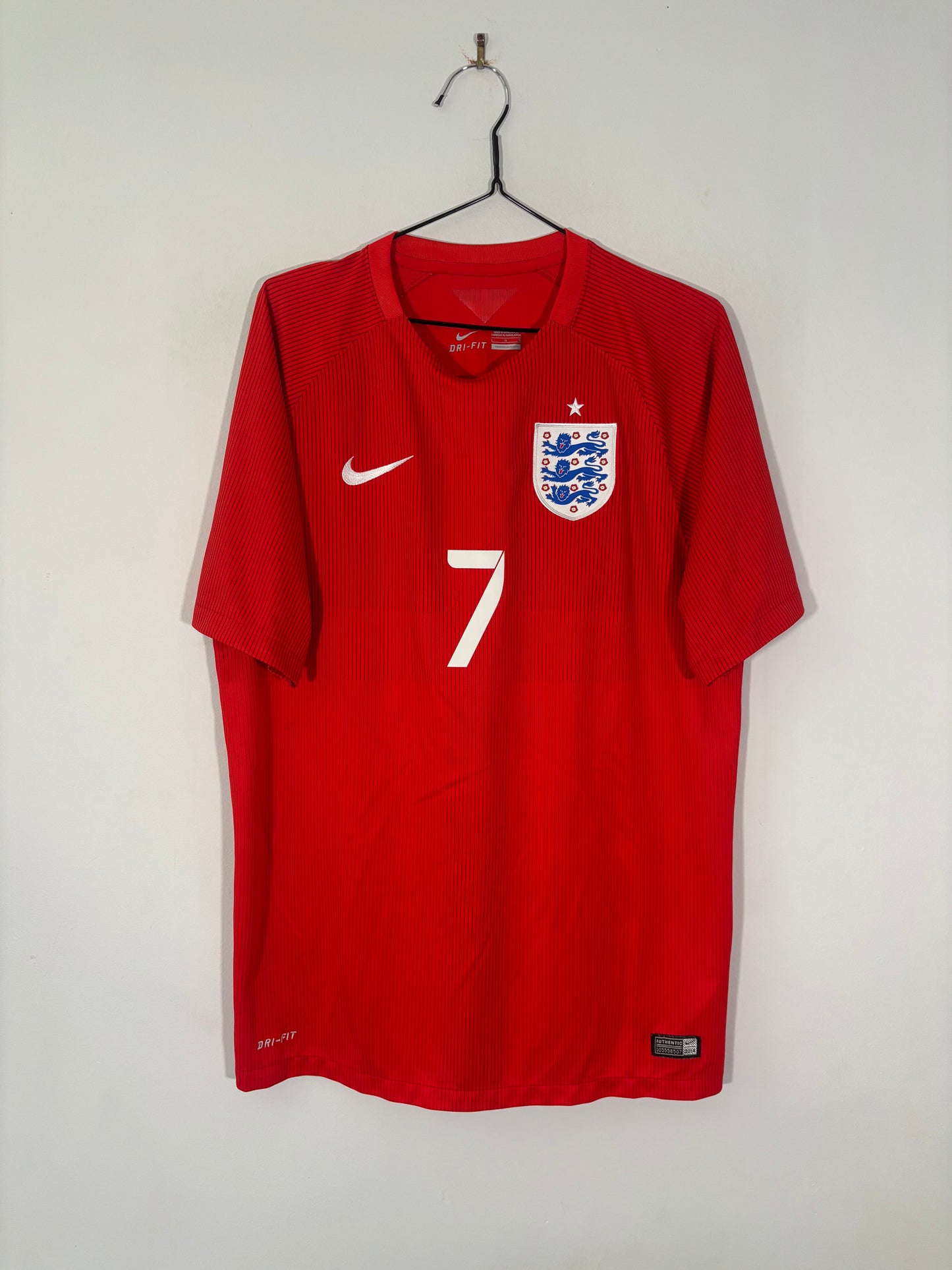 England Away Shirt 2014 Jack Wilshere (L)