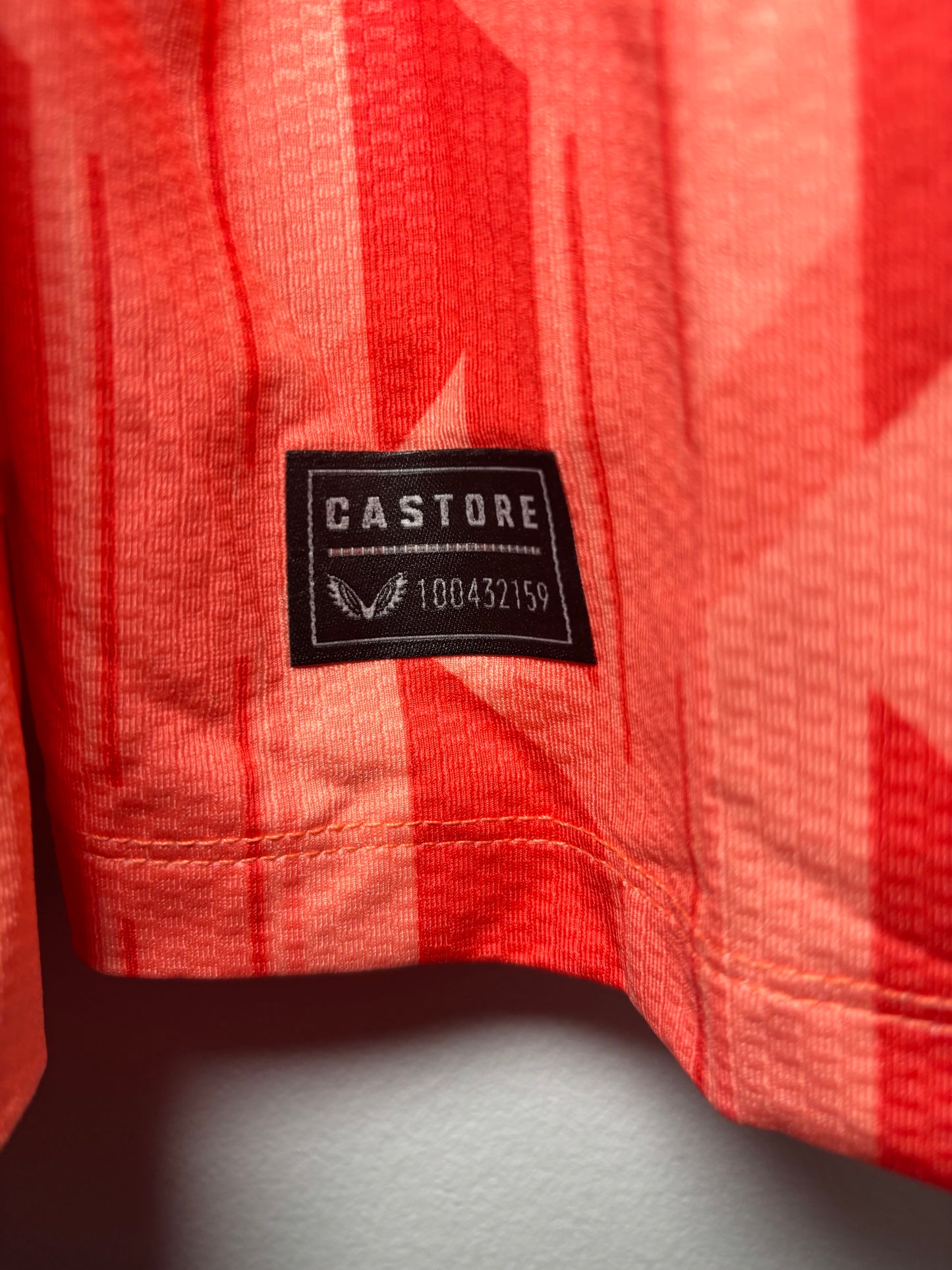 Wolves Pro Goalkeeper Shirt 2022/23 (XL)