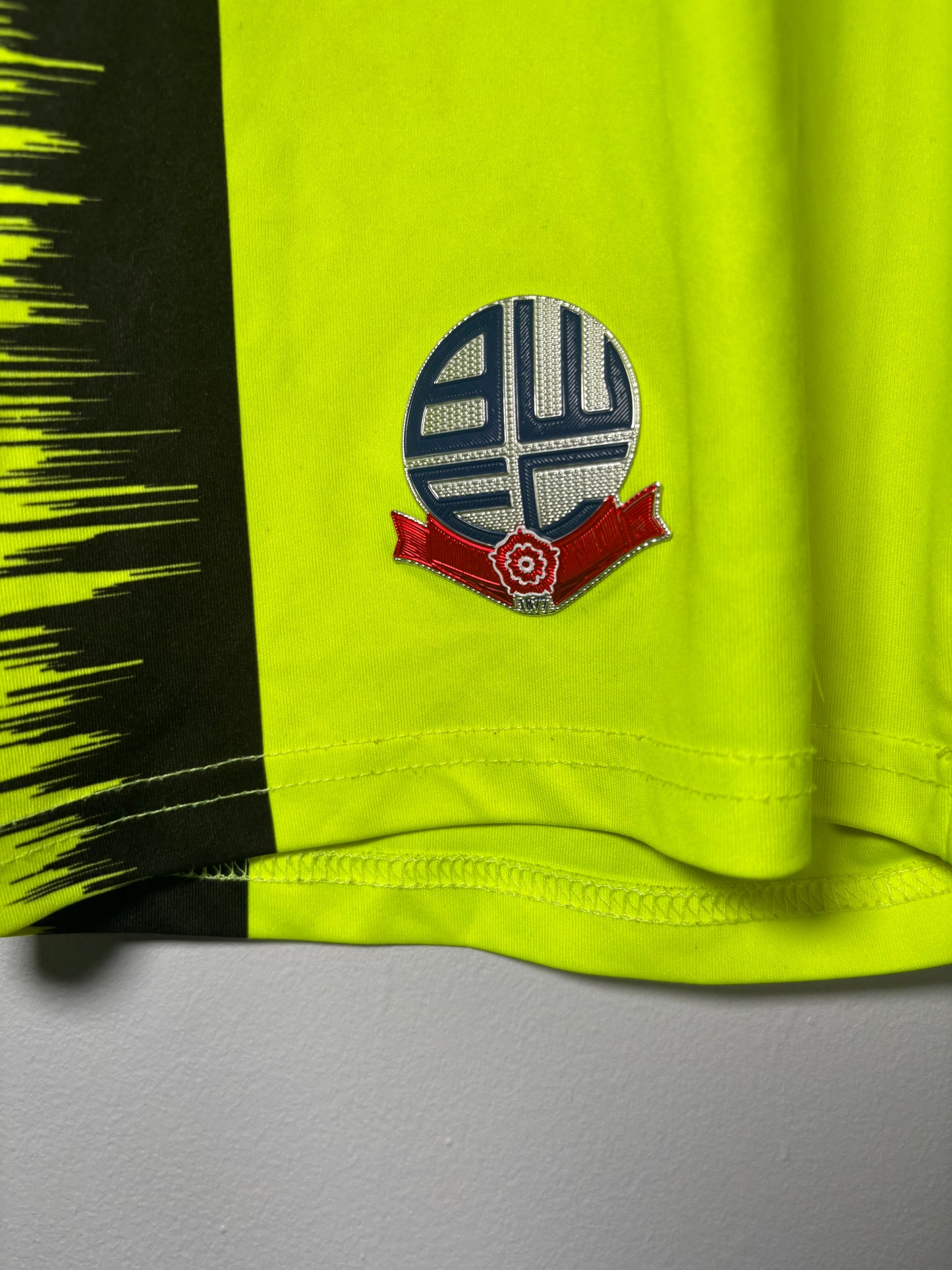 Bolton Wanderers Away Shorts 2019/20 (XLB)
