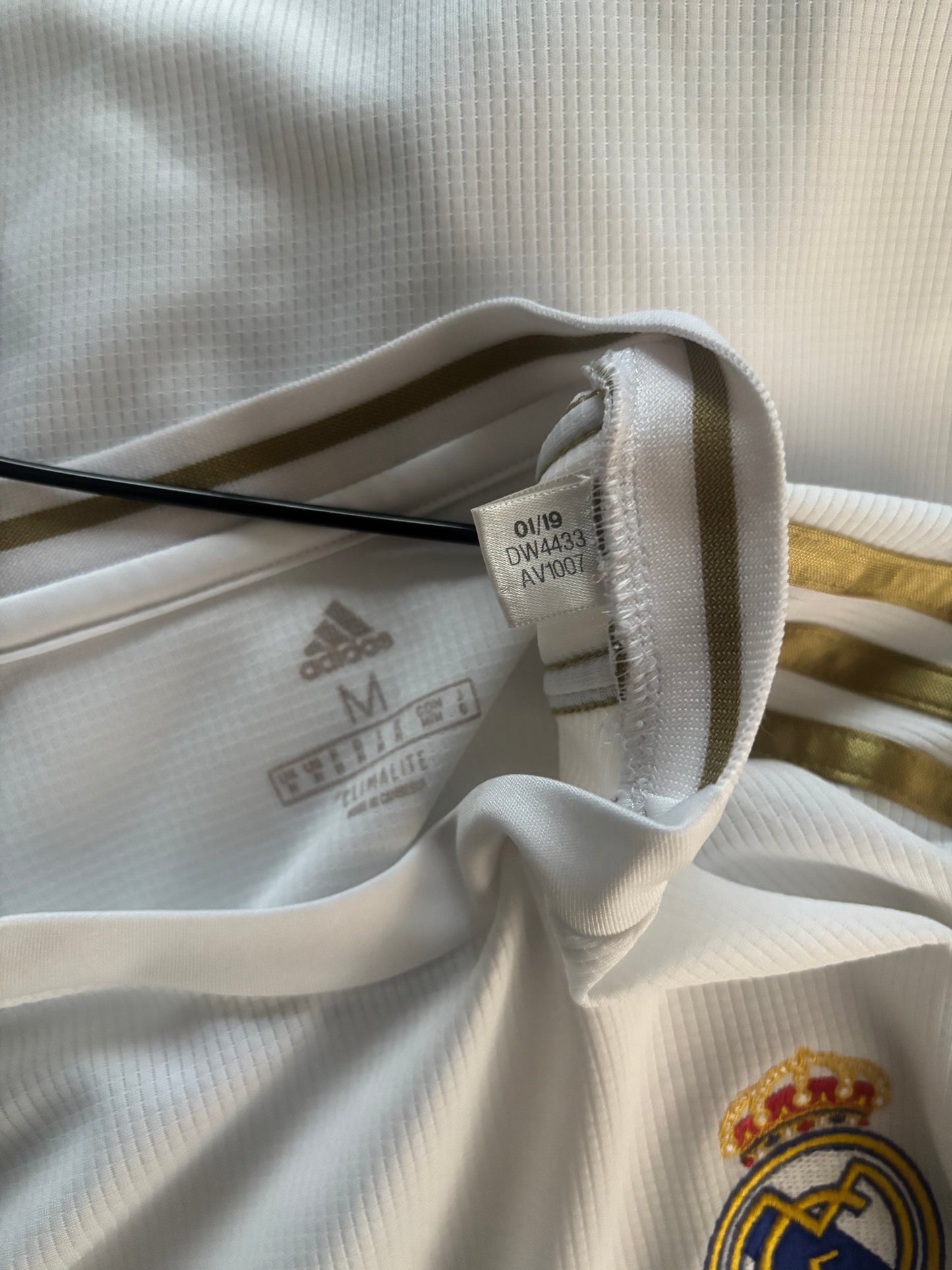 Real Madrid Home Shirt 2019/20 (M)