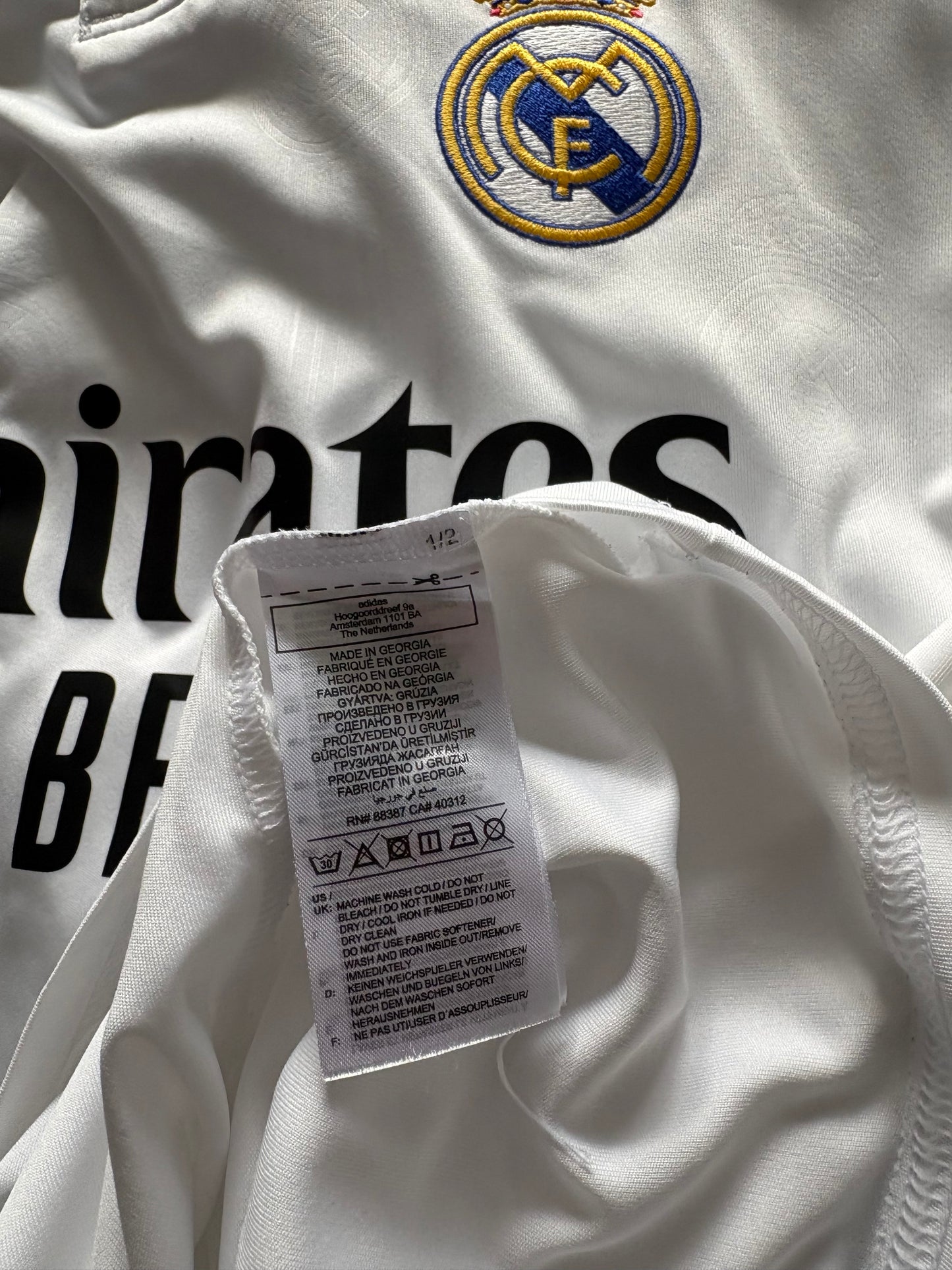 Real Madrid Home Shirt 2022/23 (L)