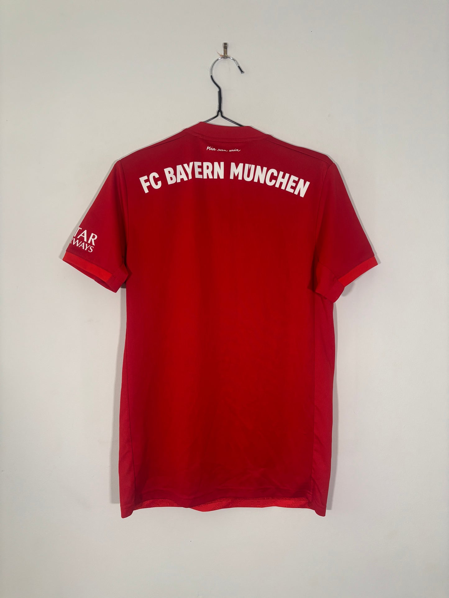 Bayern Munich Home Shirt 2019/20 (S)