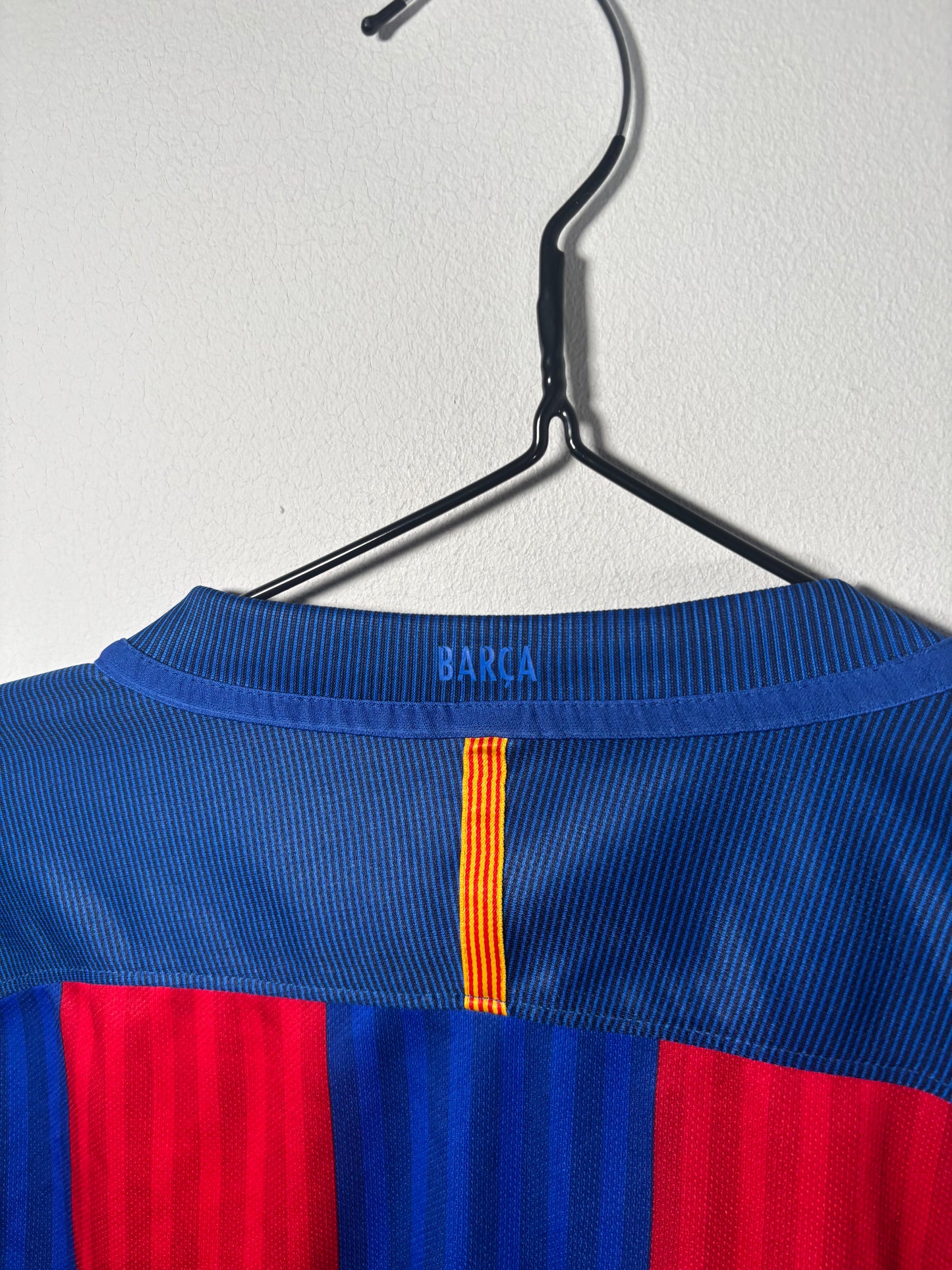 Barcelona Home Shirt 2016/17 (M)