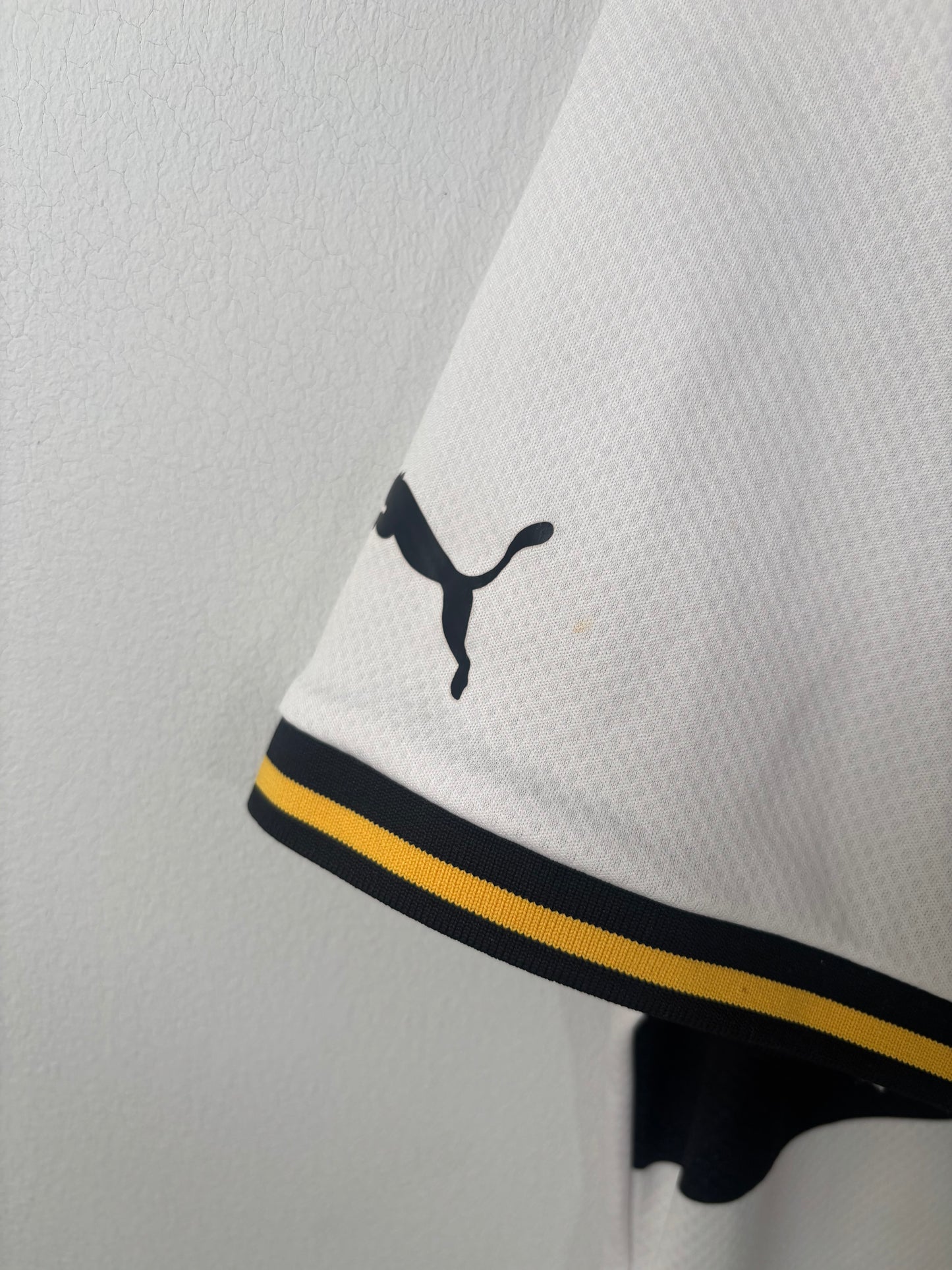 Port Vale Home Shirt 2021/22 (M)
