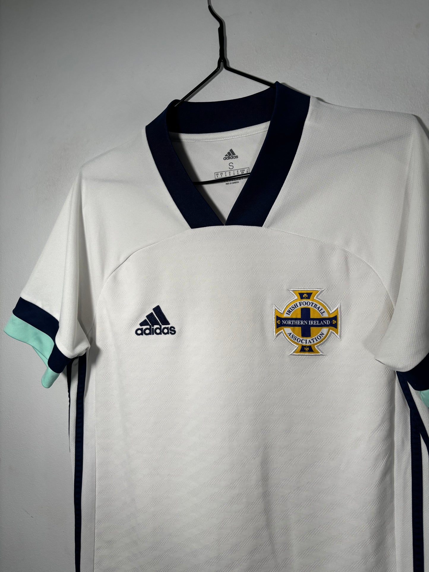 Northern Ireland Away Shirt 2020 (S)