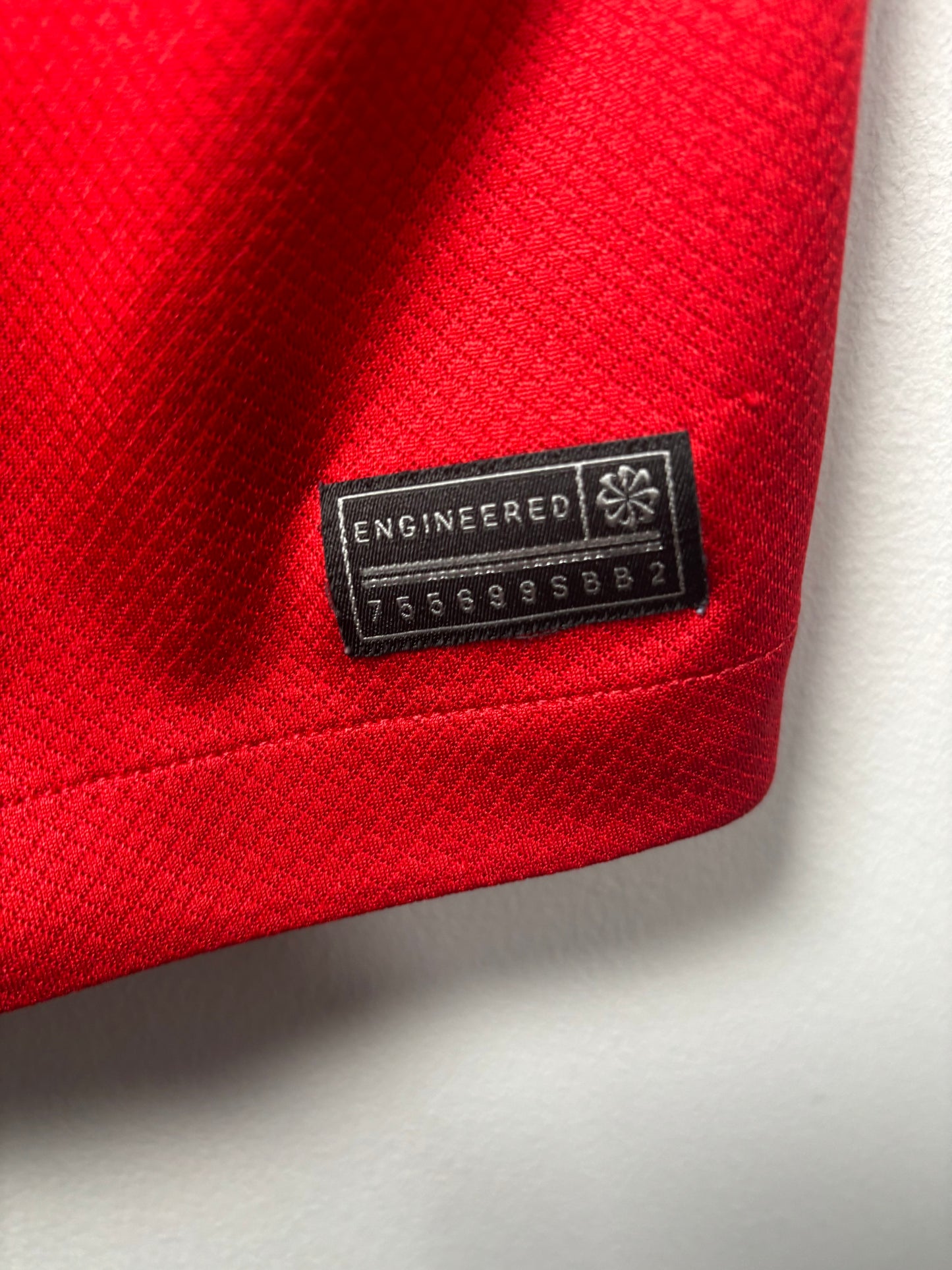 Liverpool Home Shirt 2023/24 (M)