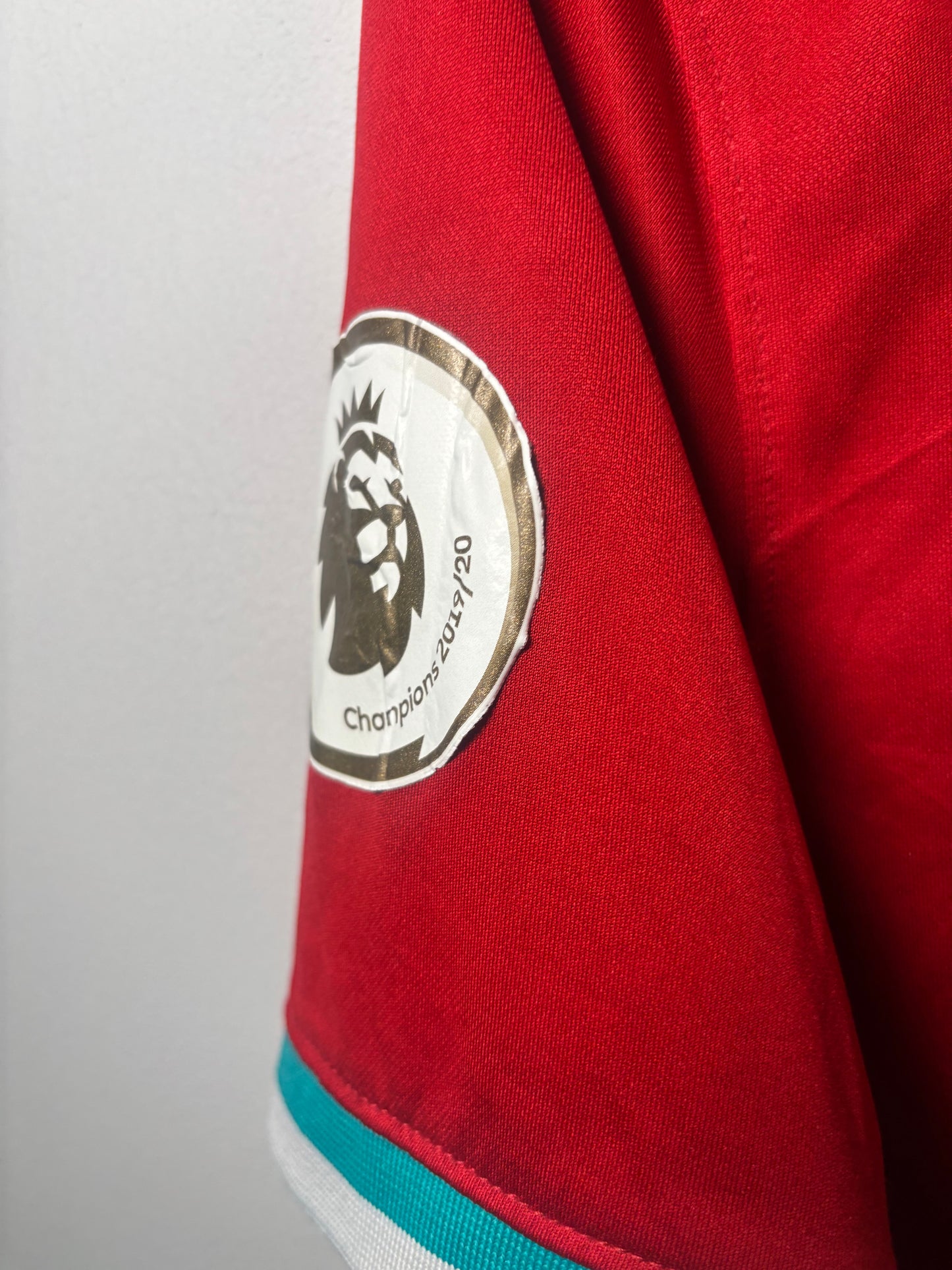 Liverpool Home Shirt 2020/21 (M)
