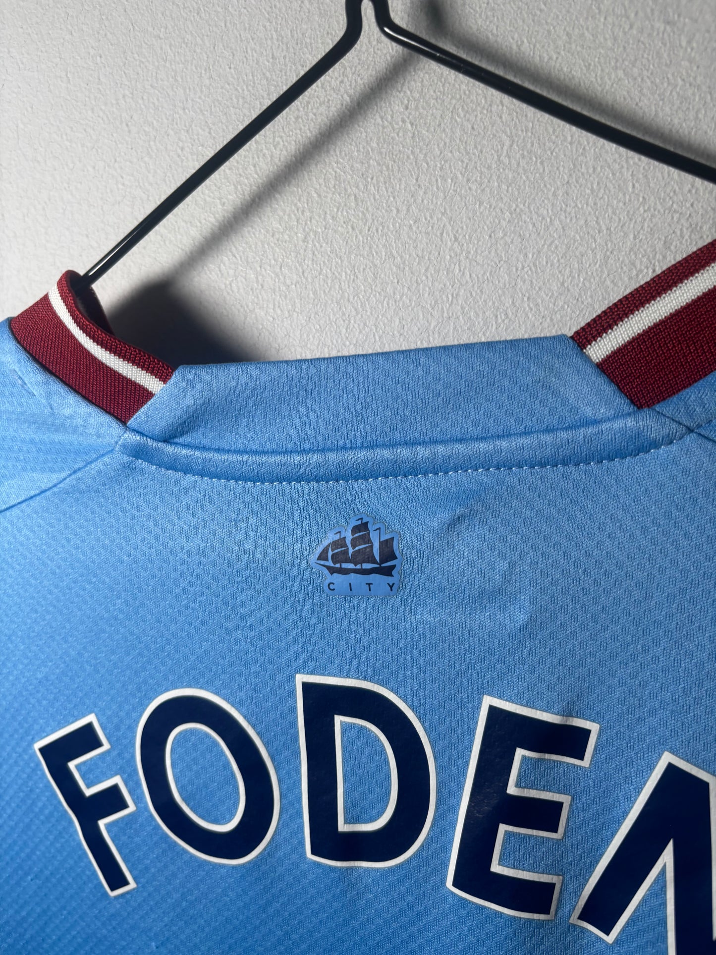 Manchester City Home Shirt 2022/23 Foden (M)