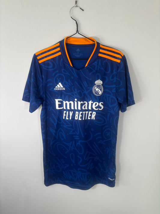 Real Madrid Away Shirt 2021/22 (S)