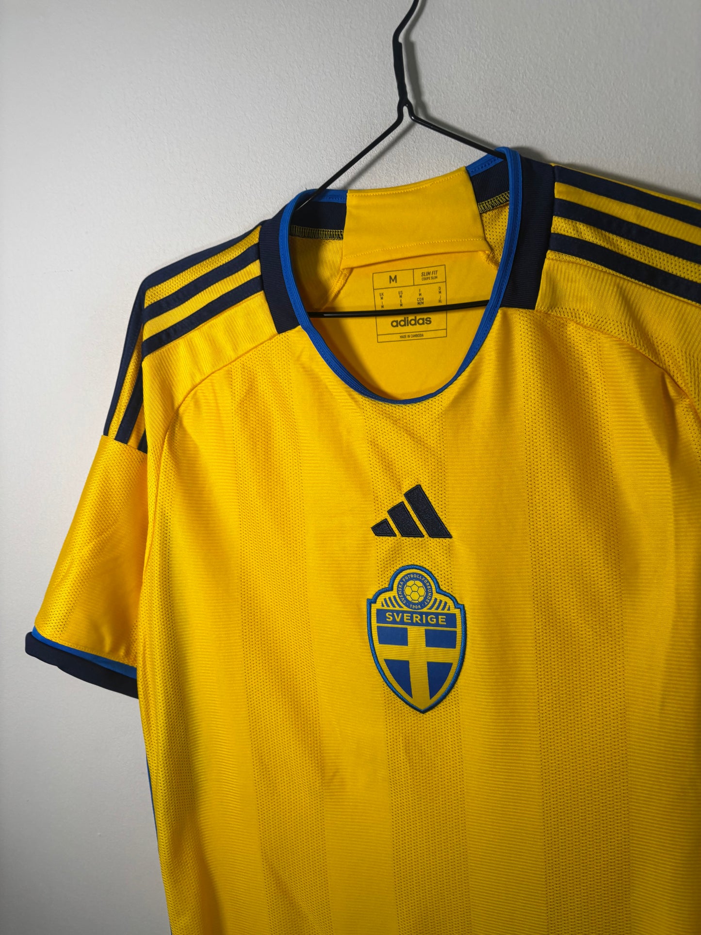 Sweden Home Shirt 2022 (M)