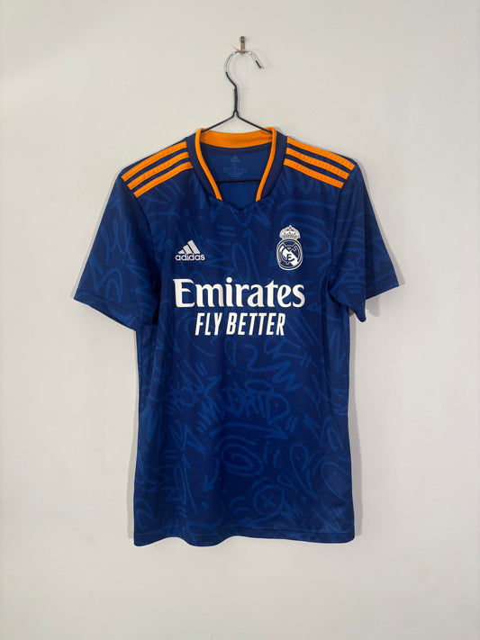 Real Madrid Away Shirt 2021/22 (S)