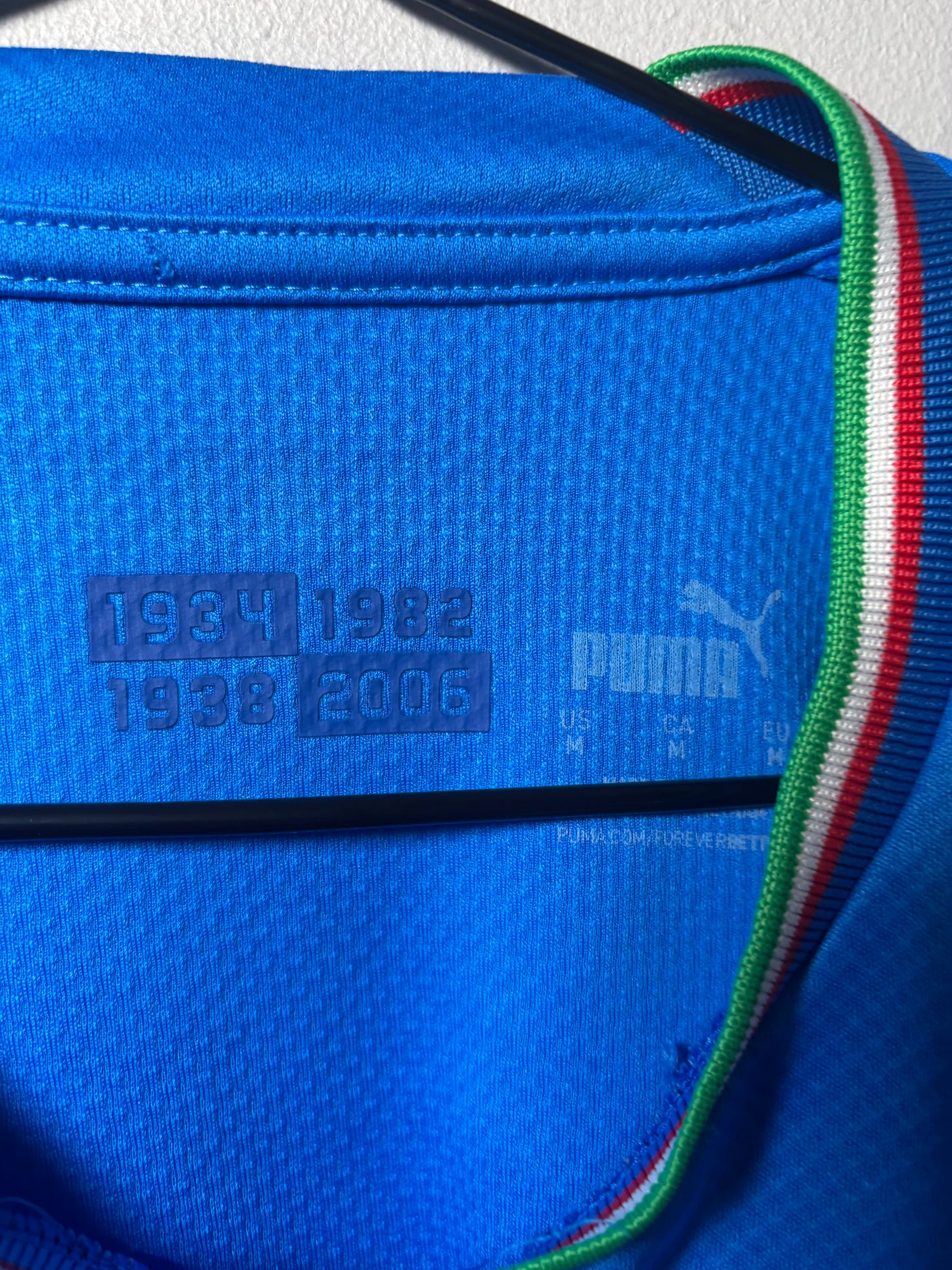Italy Home Shirt 2022 (M)